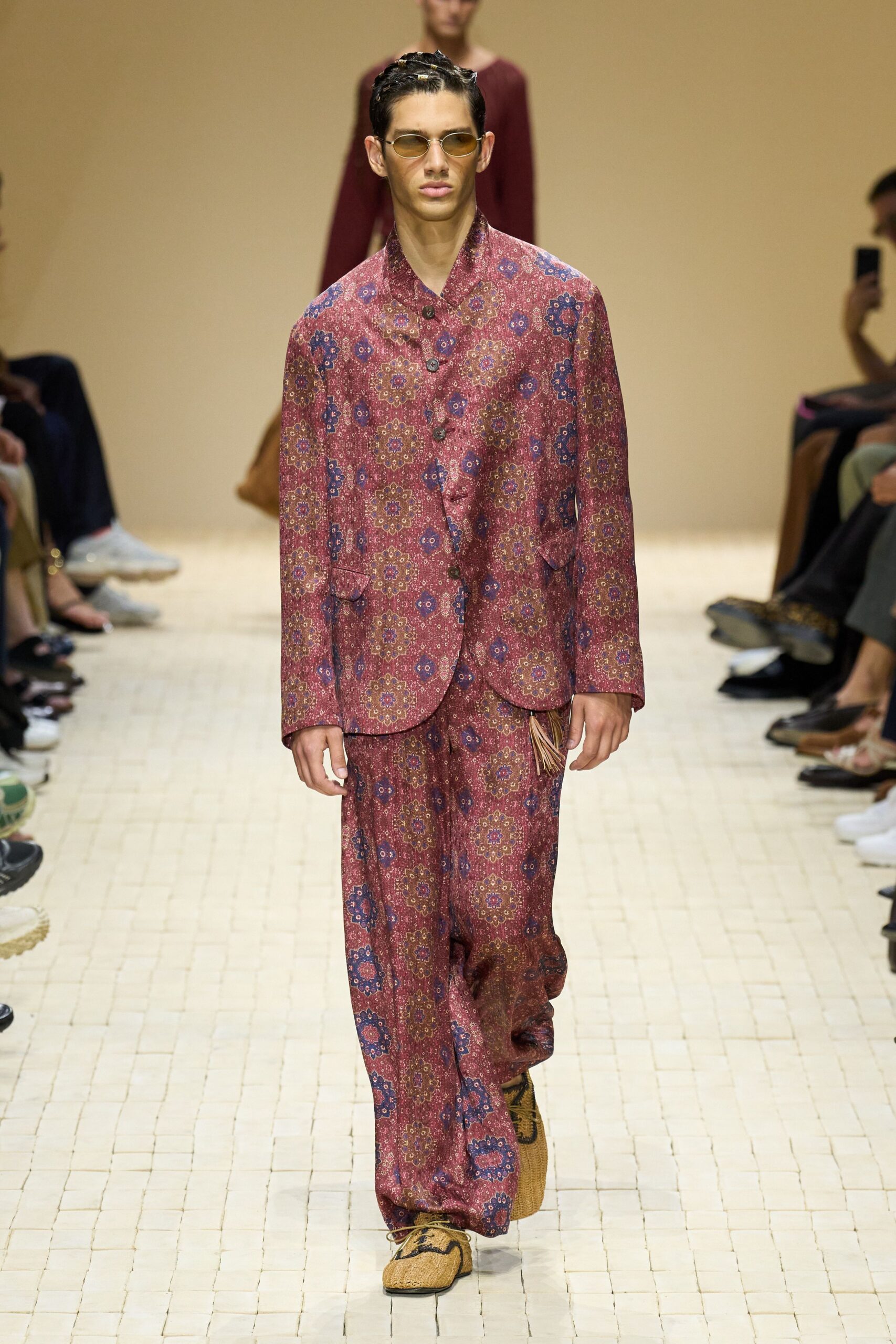 red silk long-sleeve collared relaxed printed suit