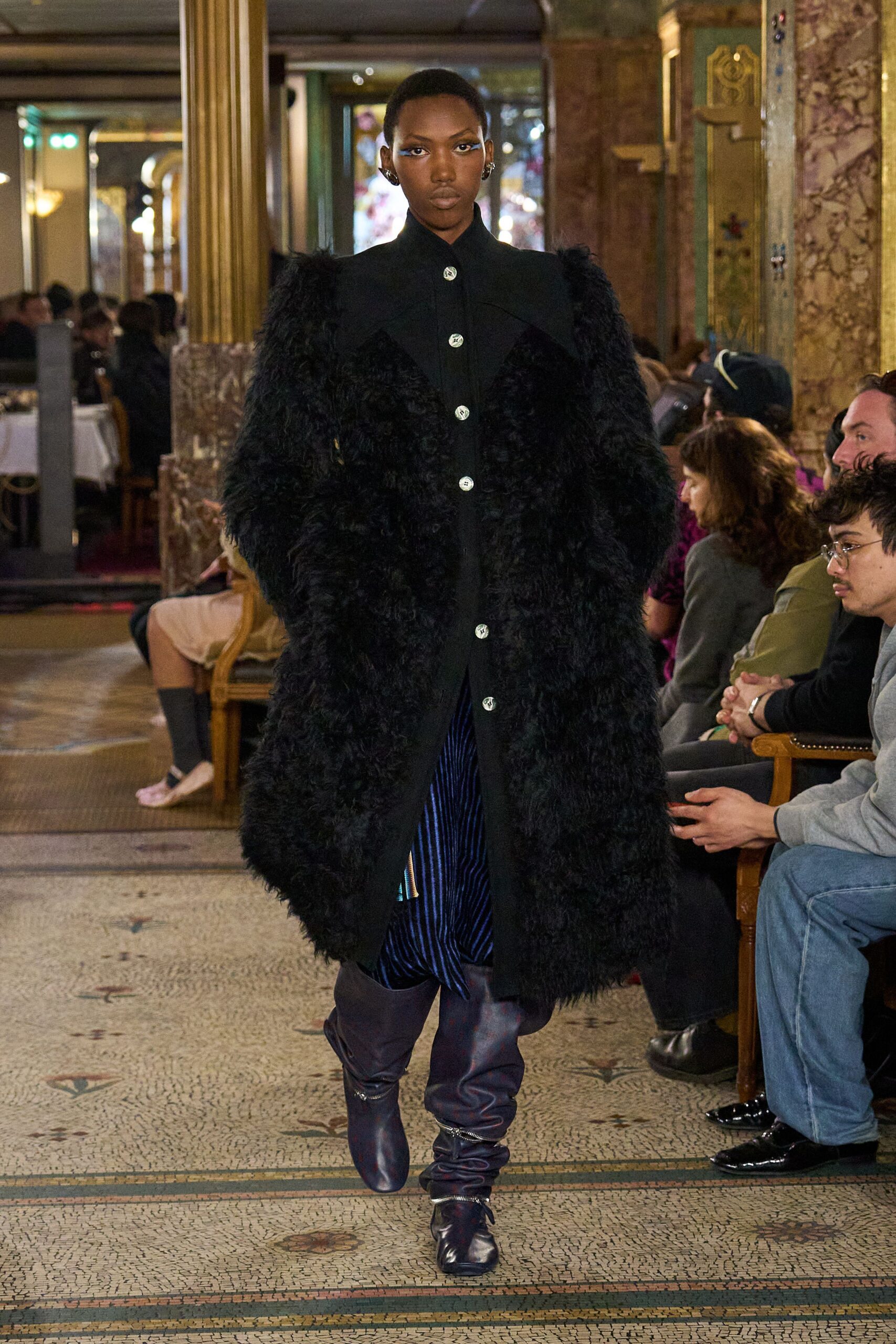 black faux-fur long-sleeve collared relaxed buttoned maxi coat