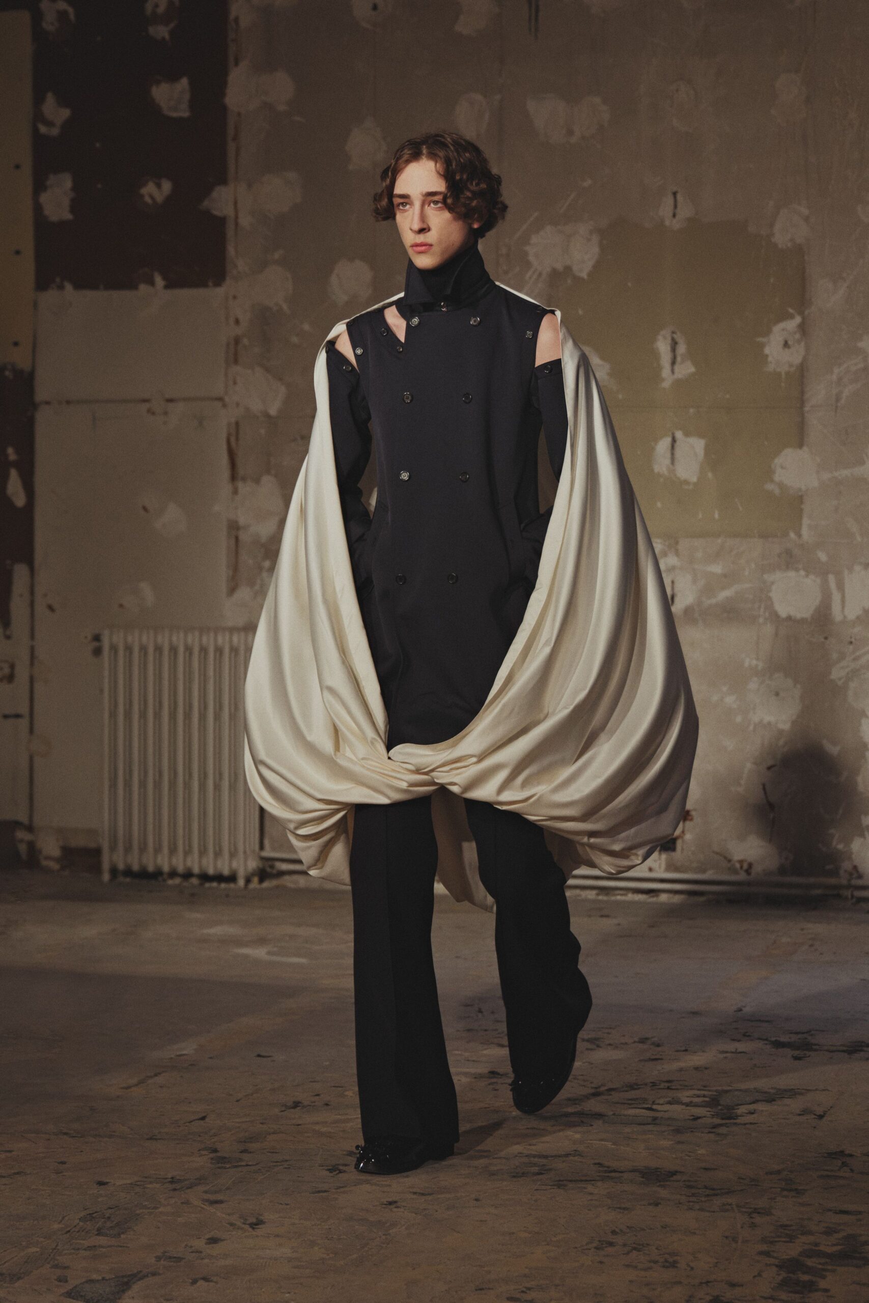 black cotton long-sleeve collared relaxed draped buttoned coat