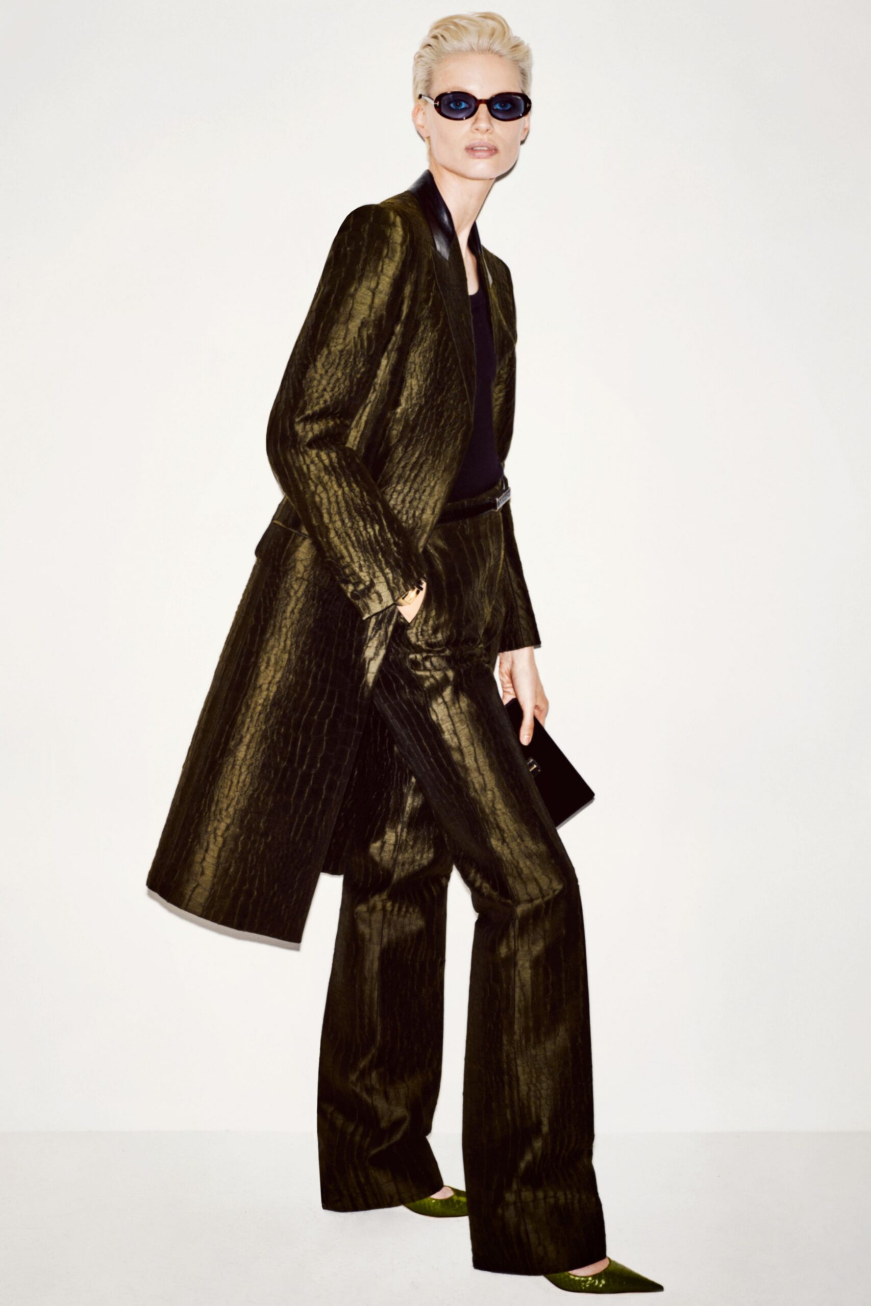 green silk long-sleeve collared tailored textured coat