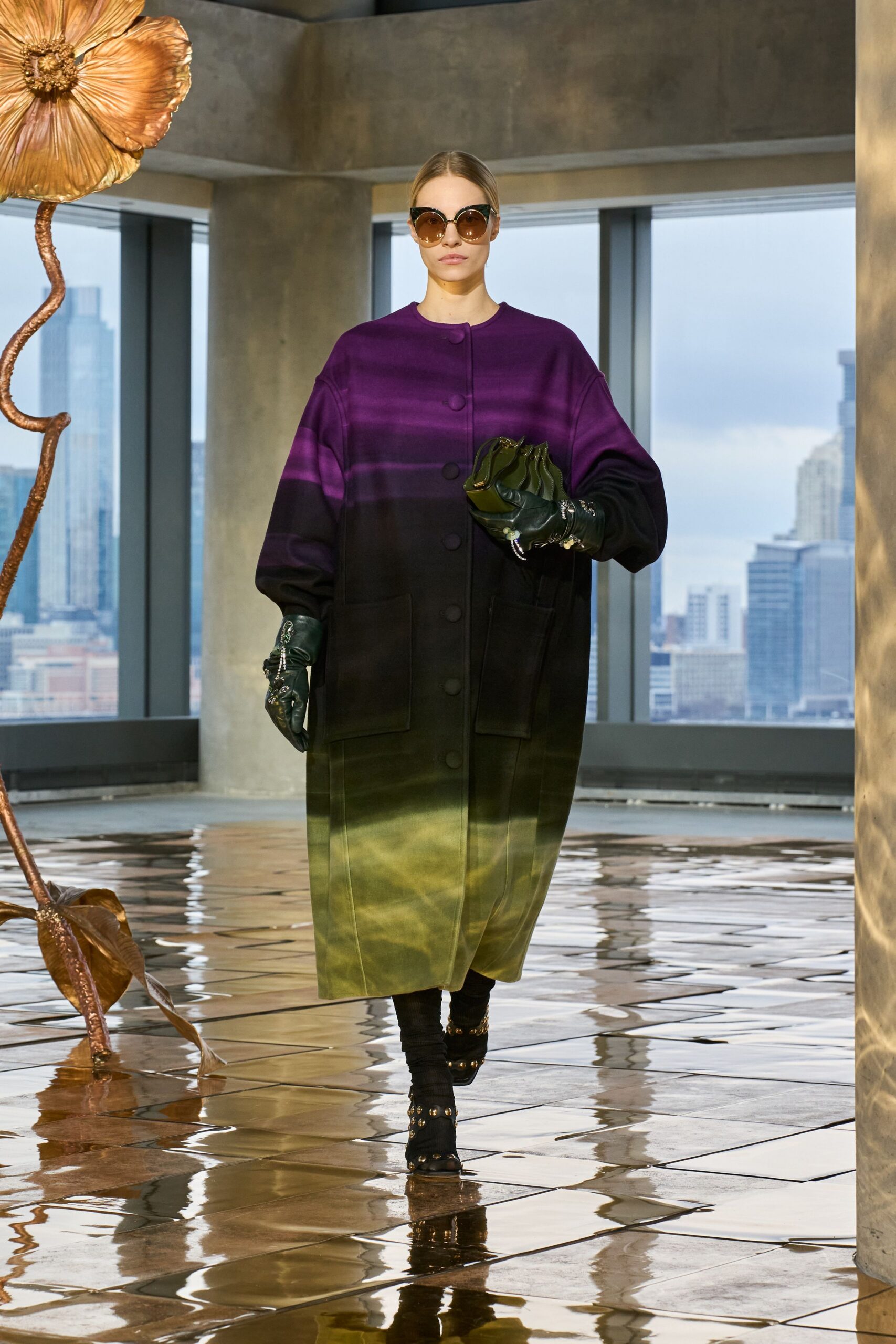 purple wool long-sleeve collared relaxed buttoned color-blocked coat