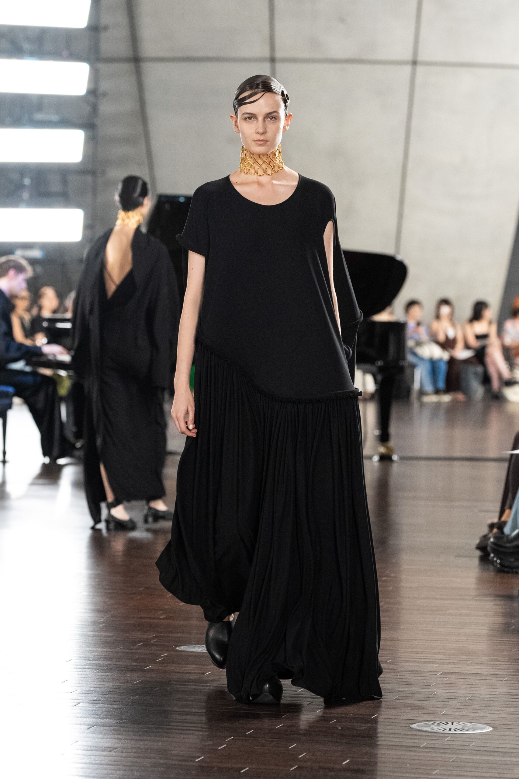 black relaxed sleeveless dress