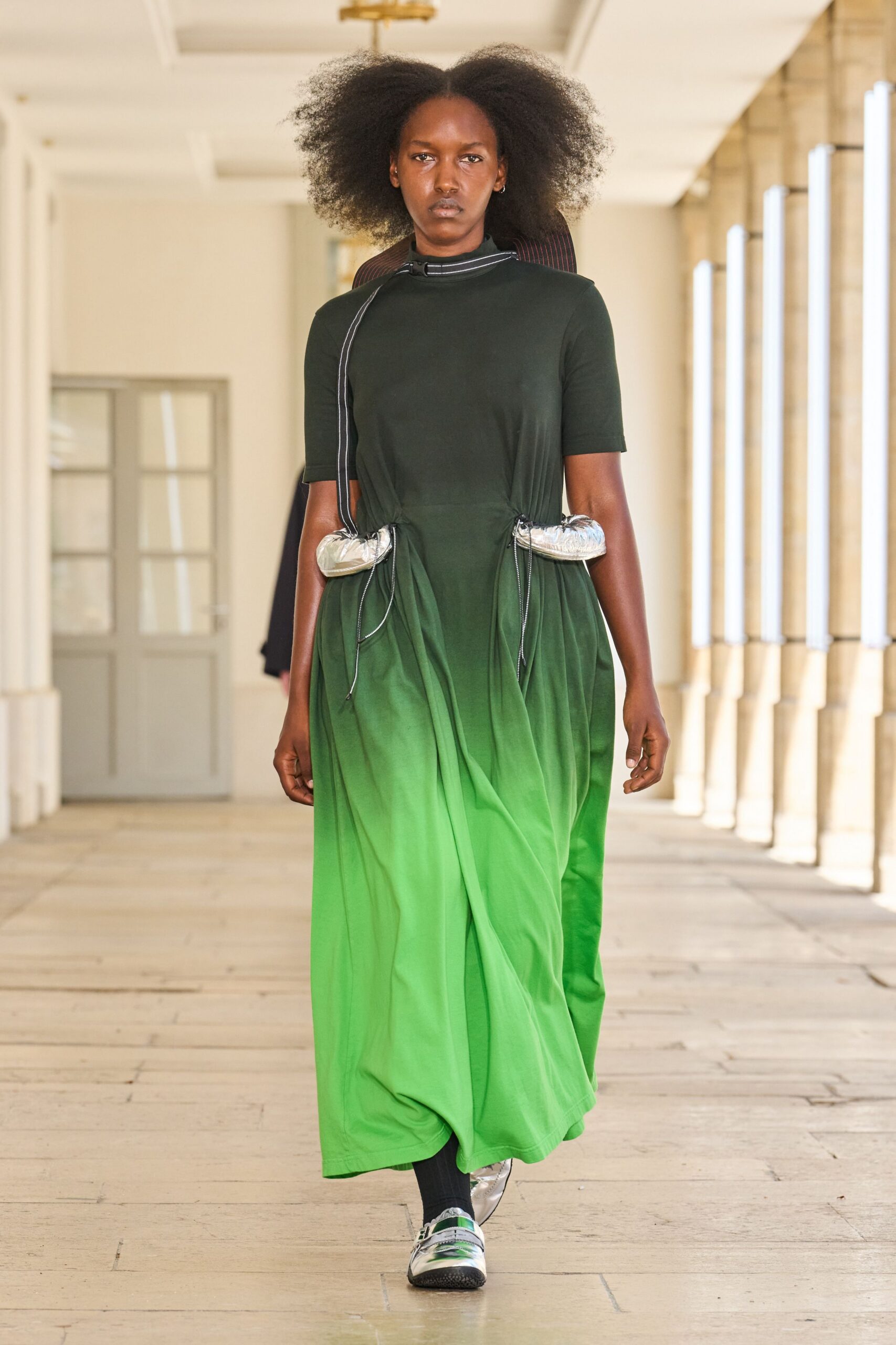 green cotton short-sleeve high-neck relaxed ombre draped dress
