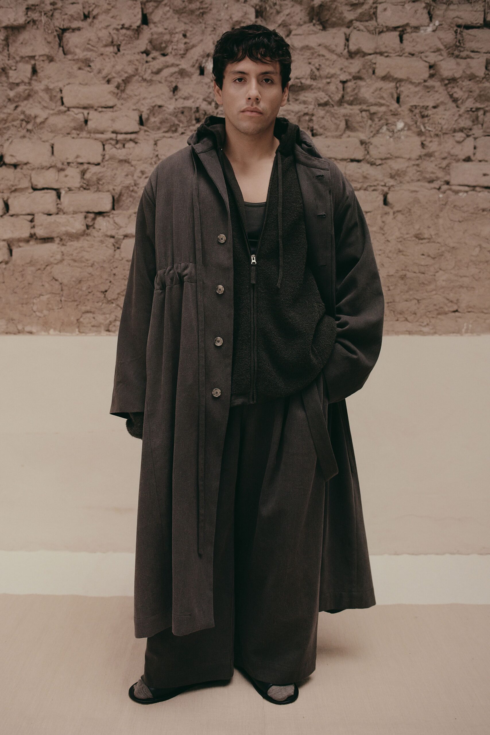 gray cotton long-sleeve collared relaxed buttoned maxi coat