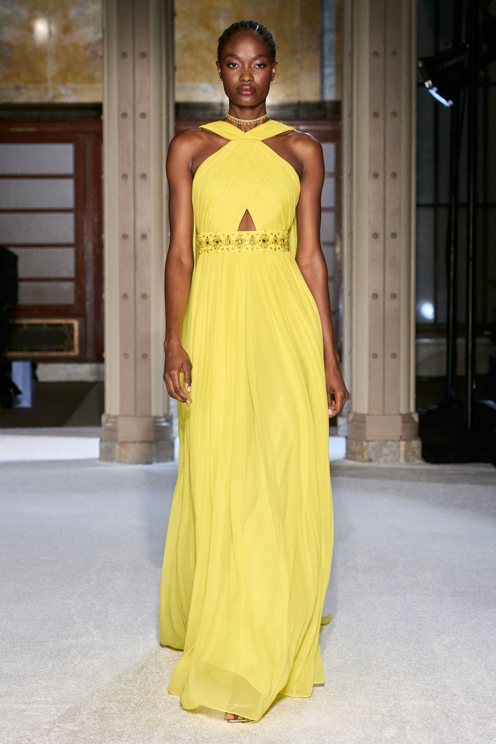 yellow chiffon sleeveless gown