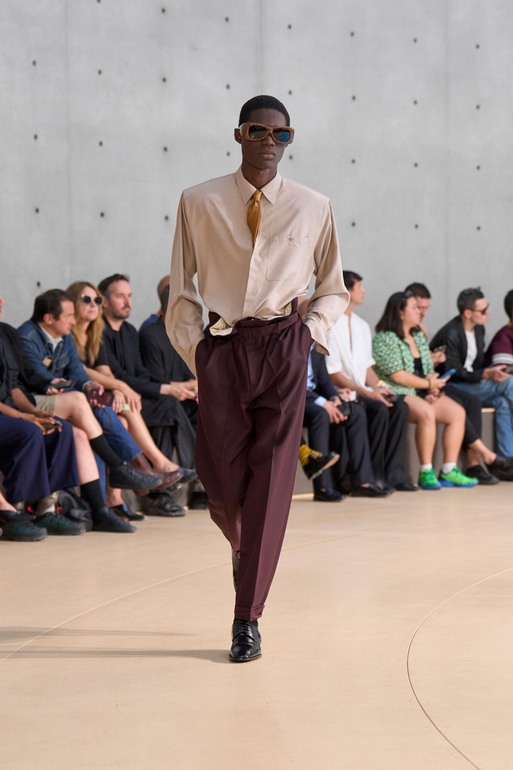 beige relaxed shirt maroon pants