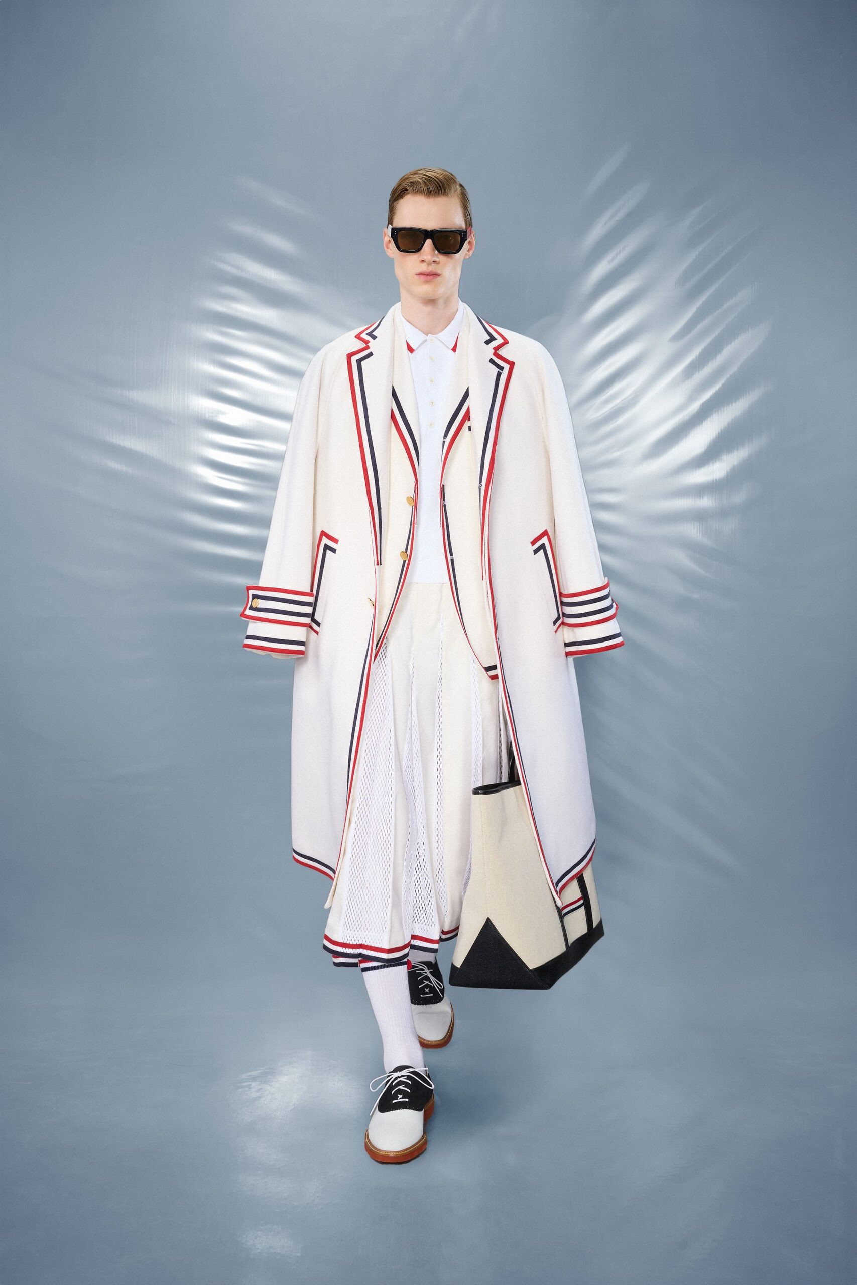 white wool long-sleeve collared relaxed layered buttoned coat