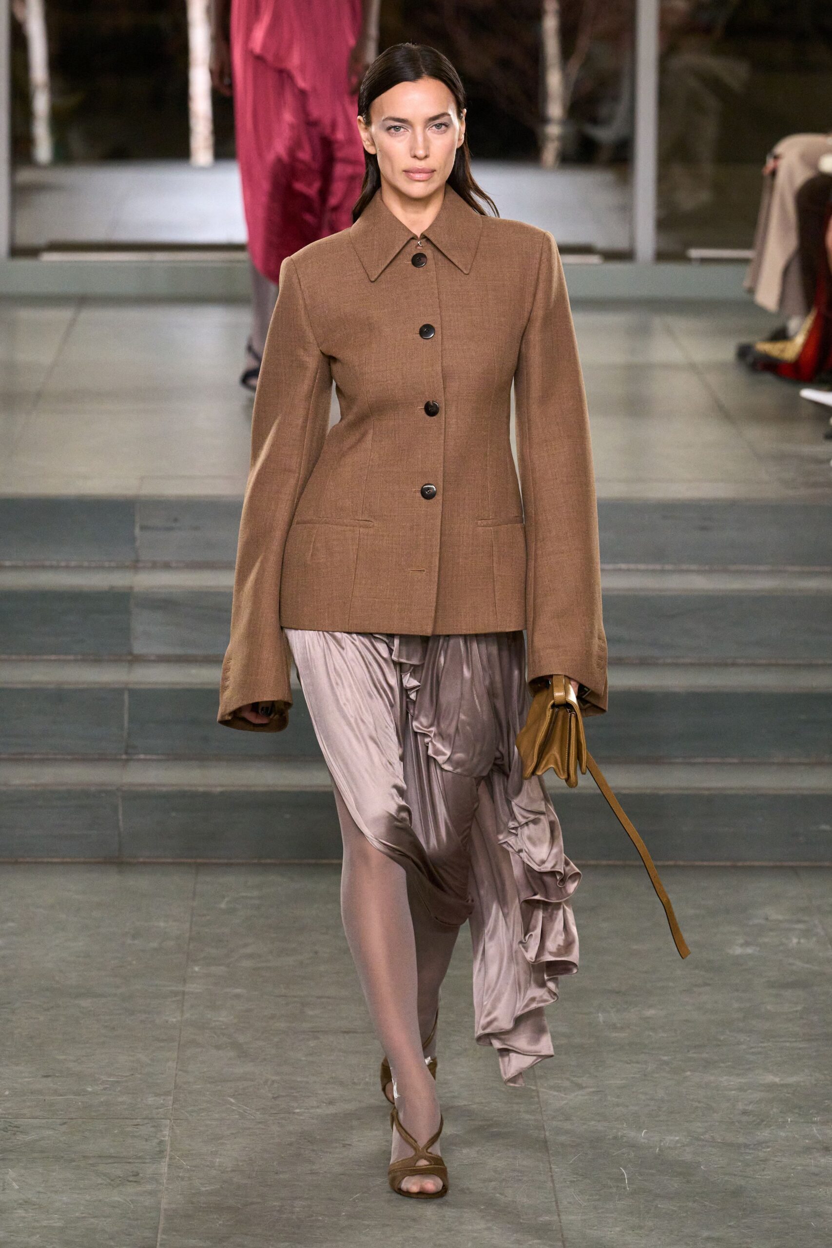 brown wool long-sleeve collared oversized buttoned jacket
