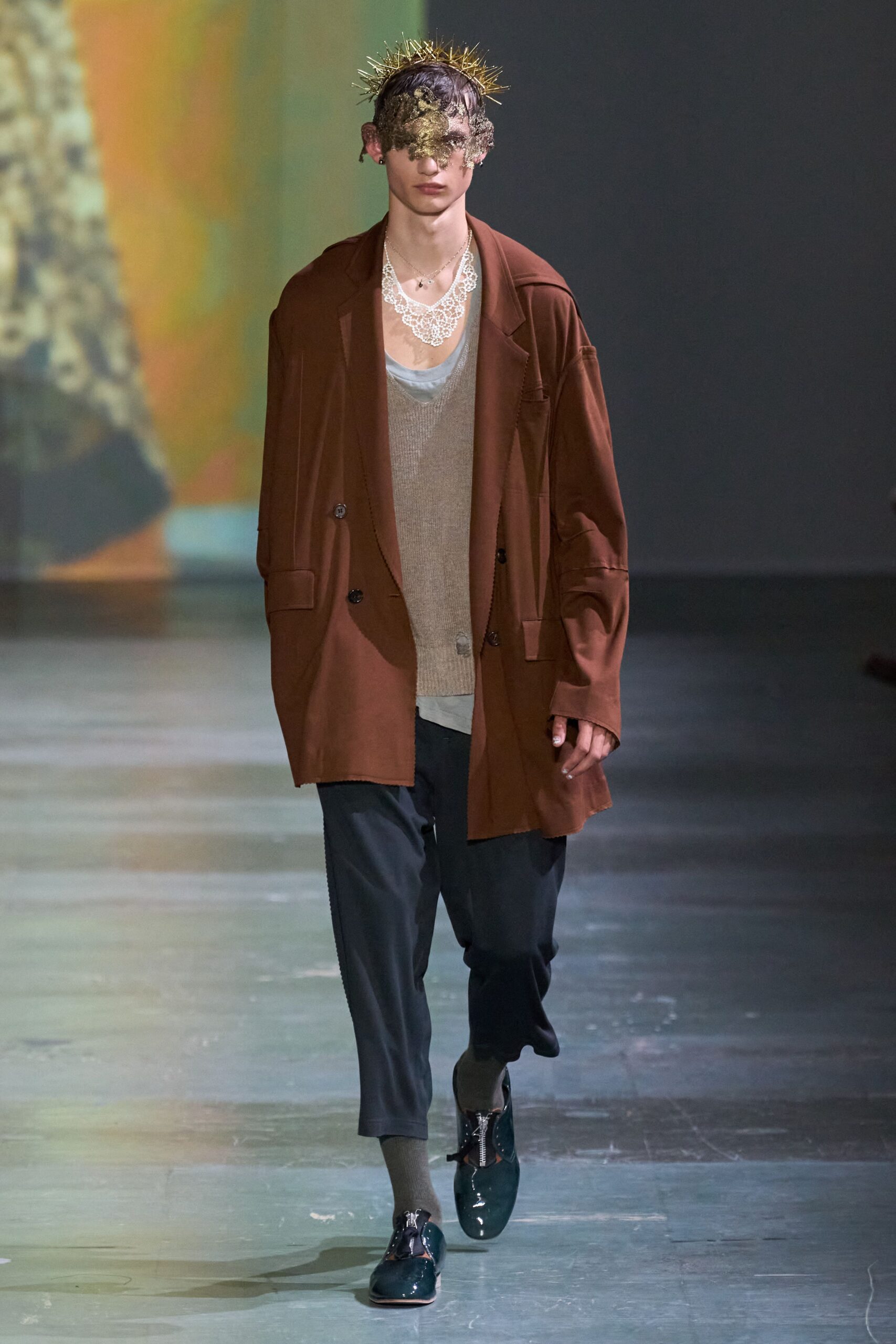 brown cotton long-sleeve collared oversized buttoned jacket