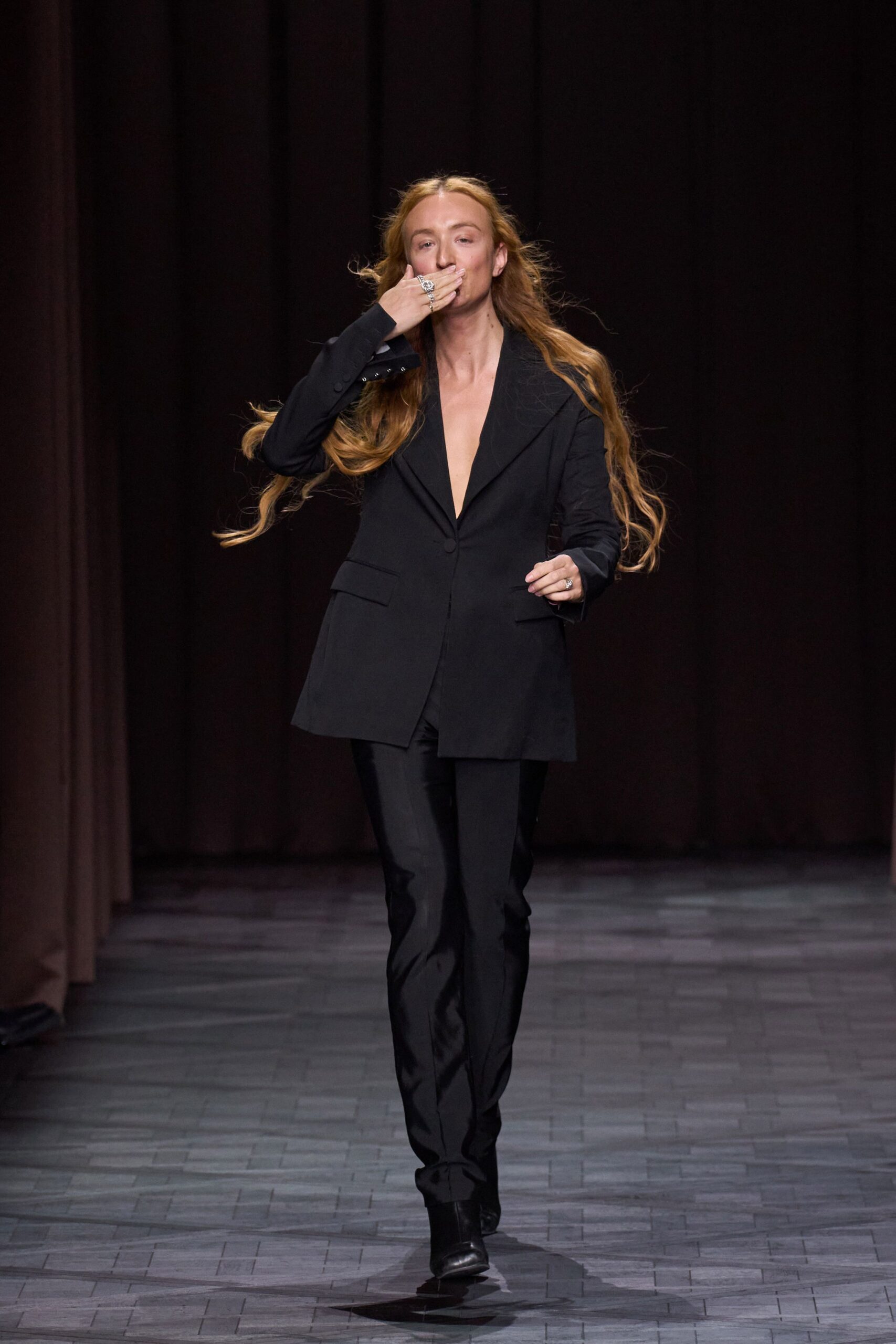black wool long-sleeve v-neck fitted buttoned blazer