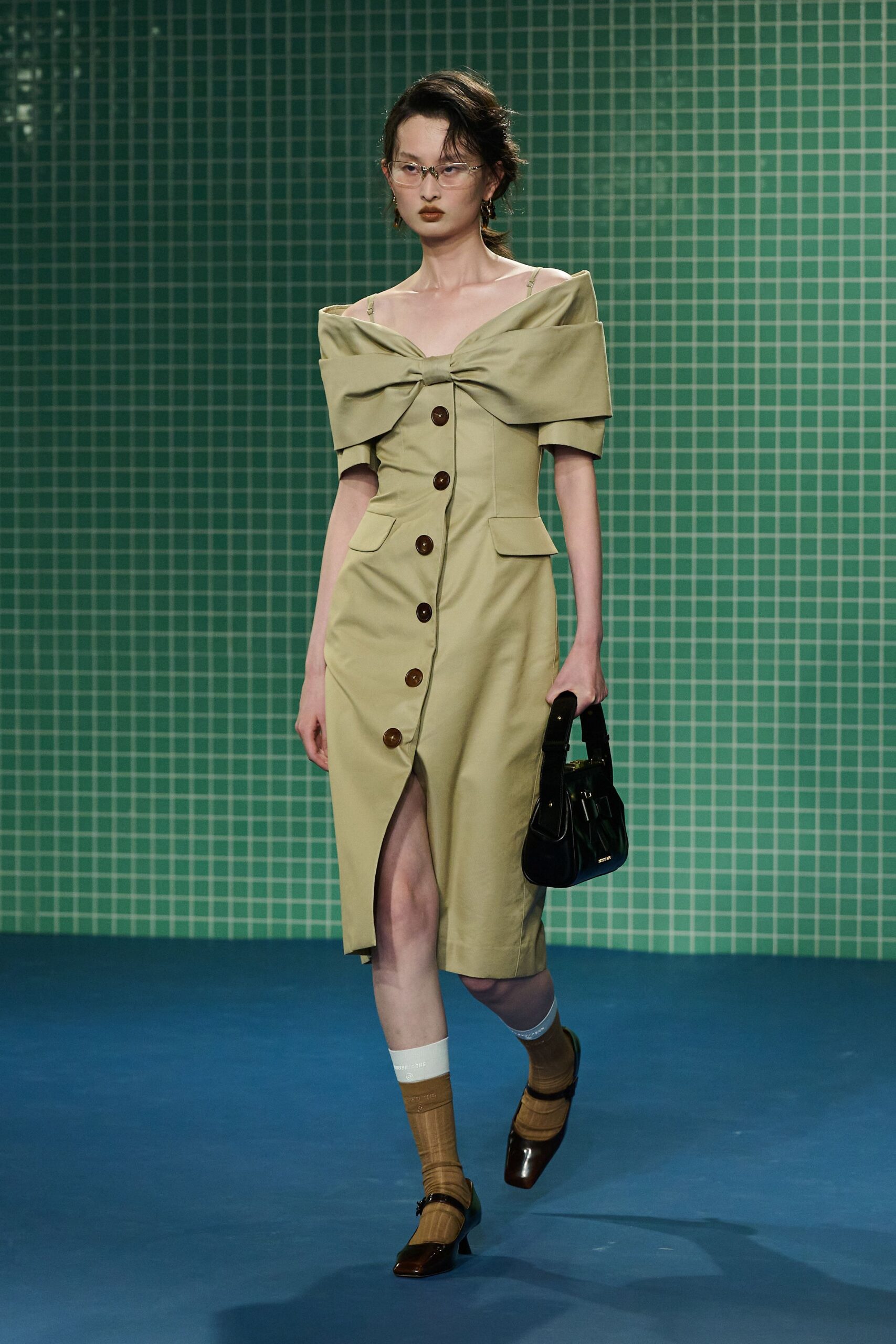 beige cotton short-sleeve collared fitted buttoned pleated dress