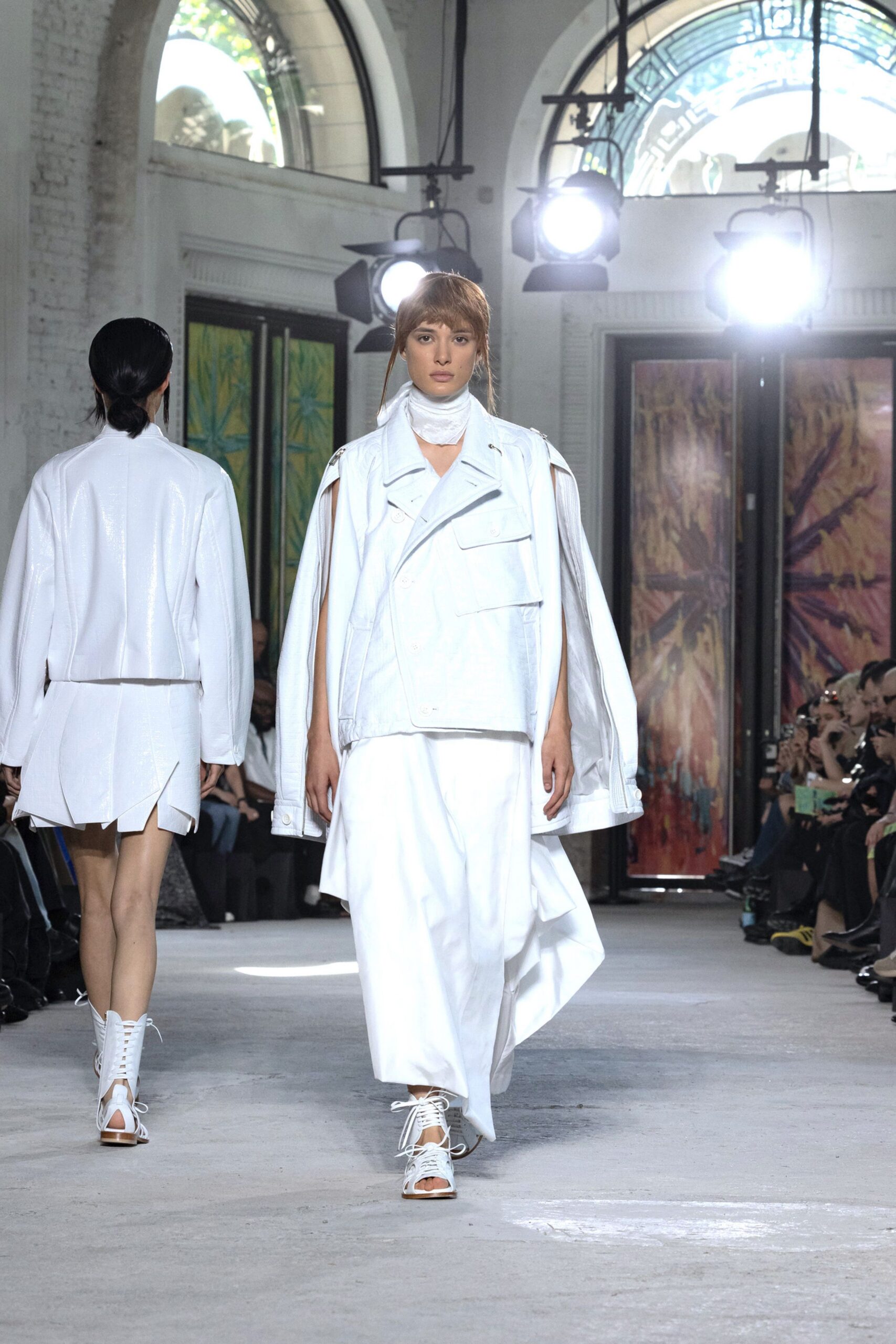 white leather long-sleeve collared fitted zippered jacket