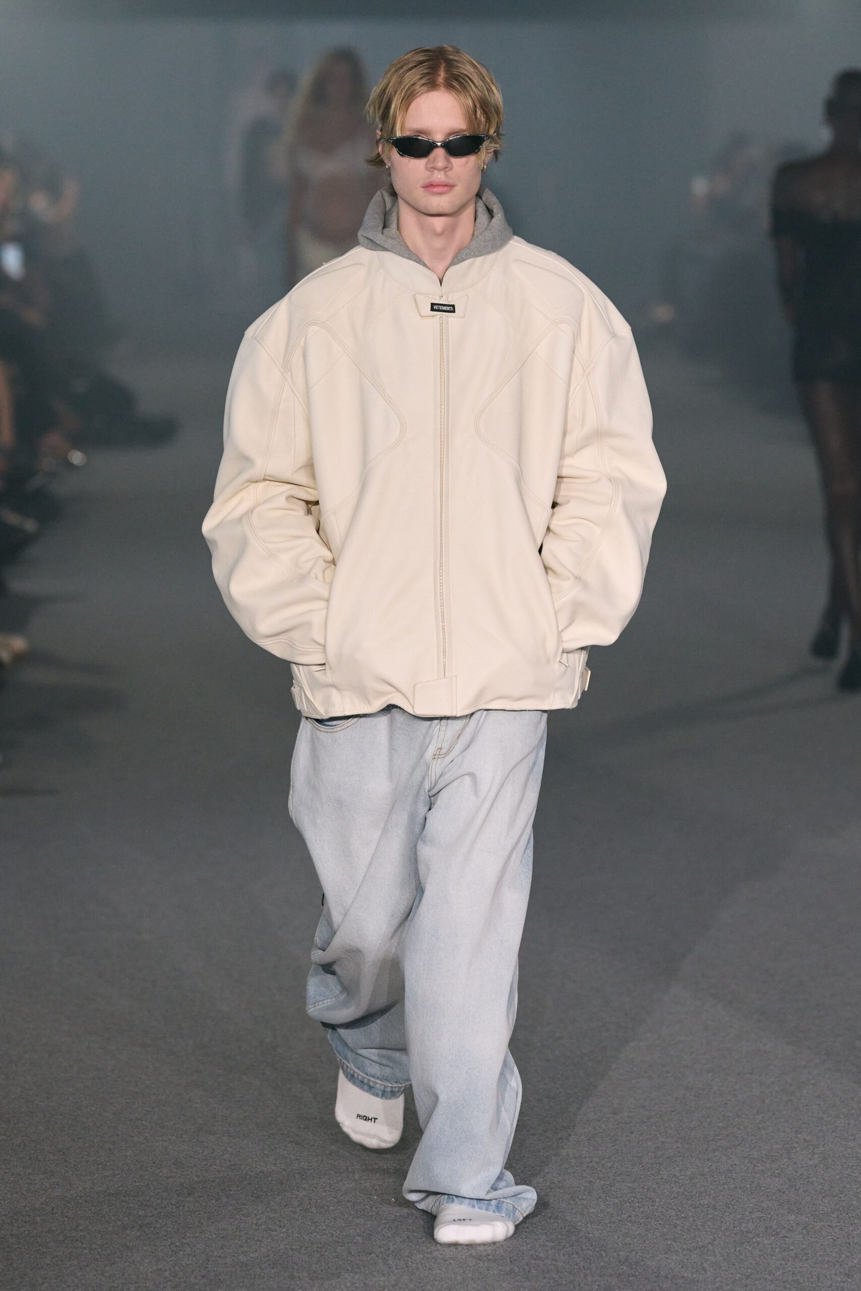 oversized white jacket with denim pants