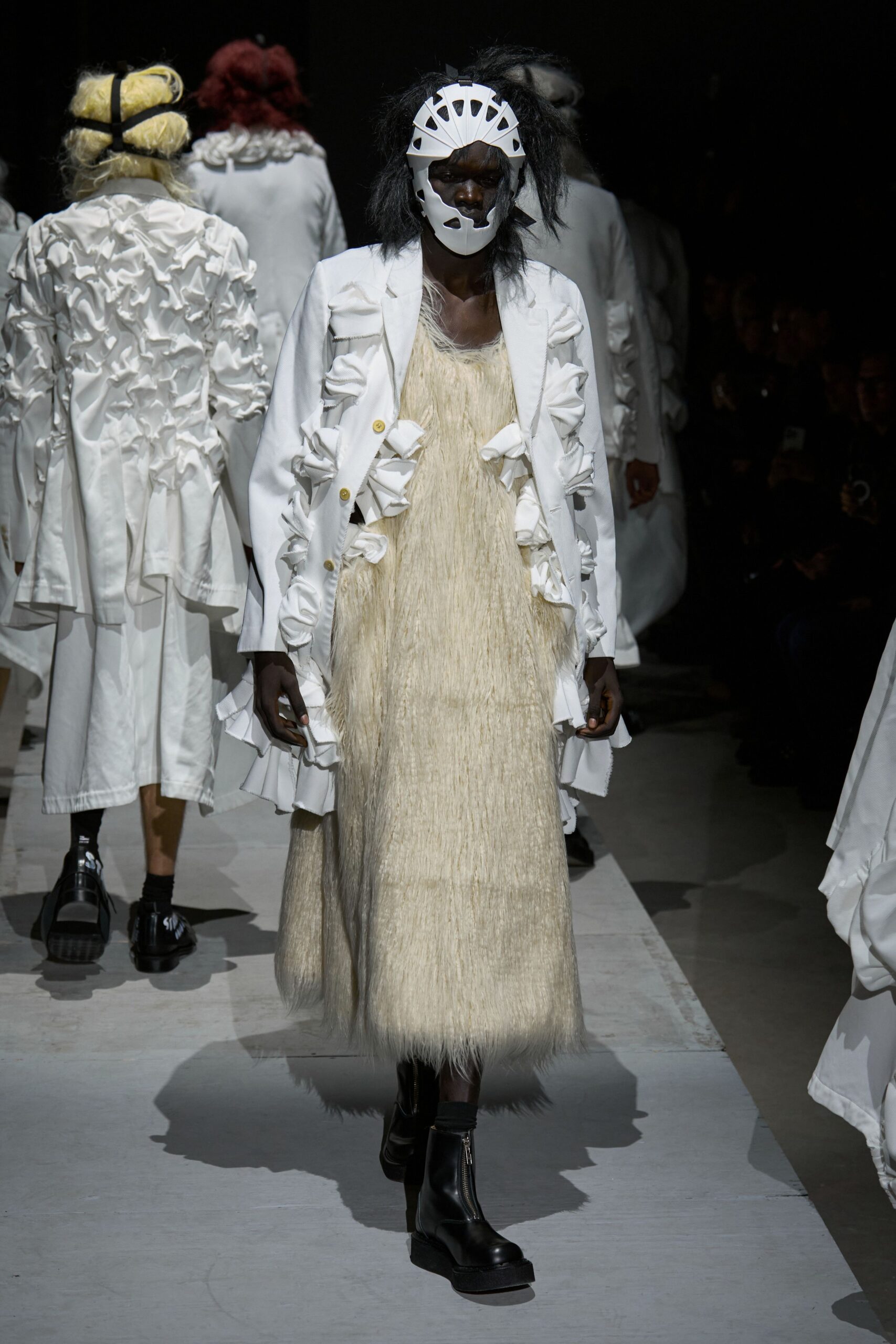 white cotton long-sleeve collared oversized ruffled coat