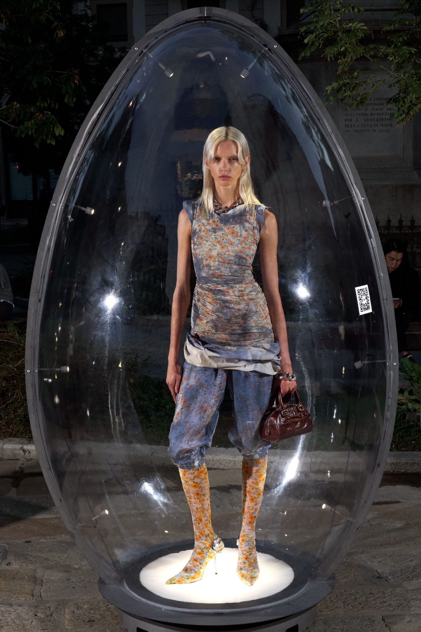 blue cotton sleeveless top with relaxed pants