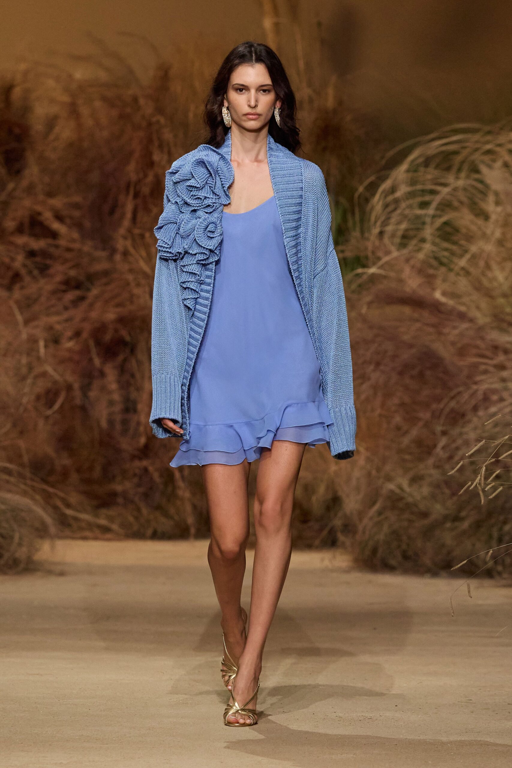 blue knit long-sleeve relaxed layered cardigan