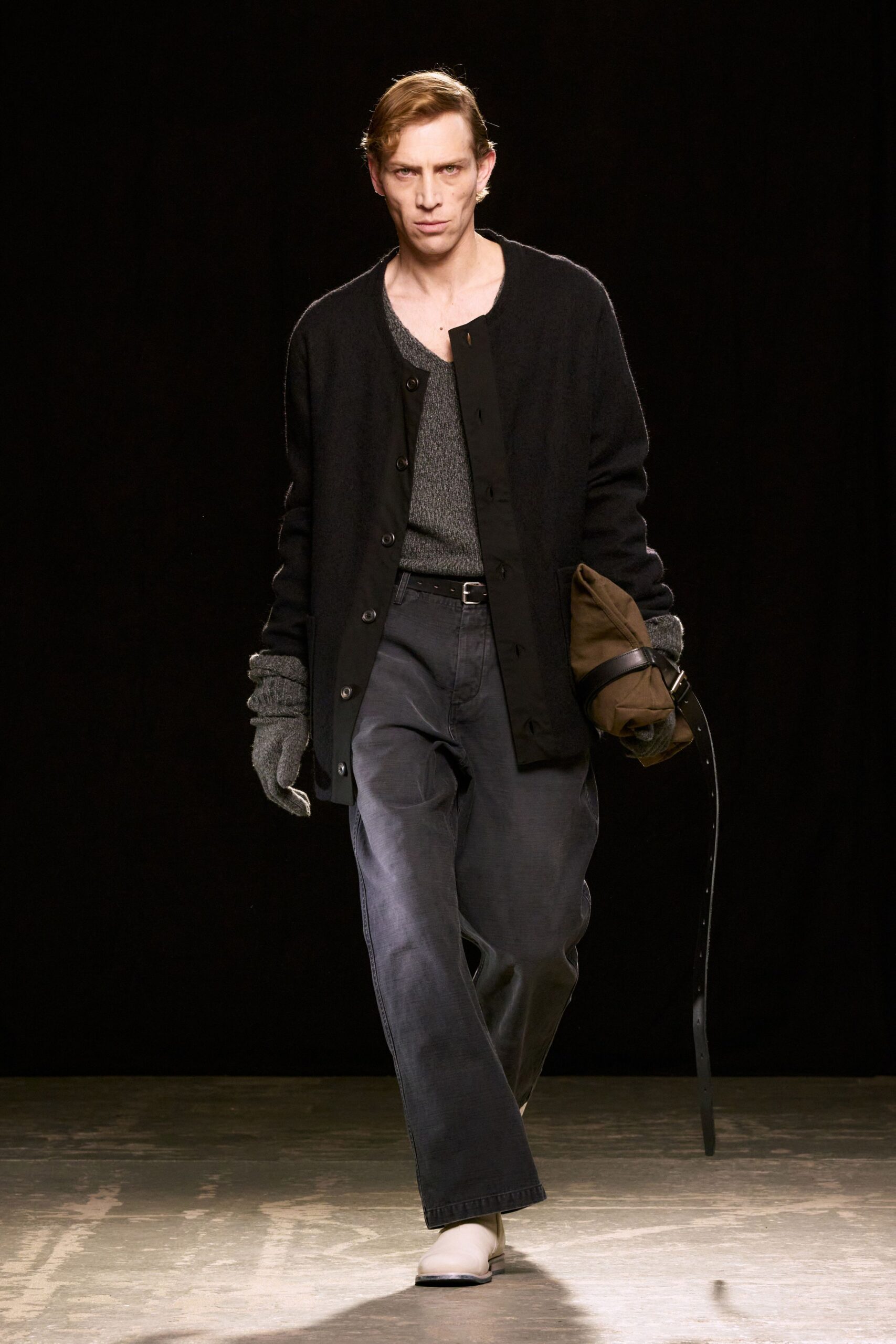 black wool long-sleeve collared relaxed cardigan