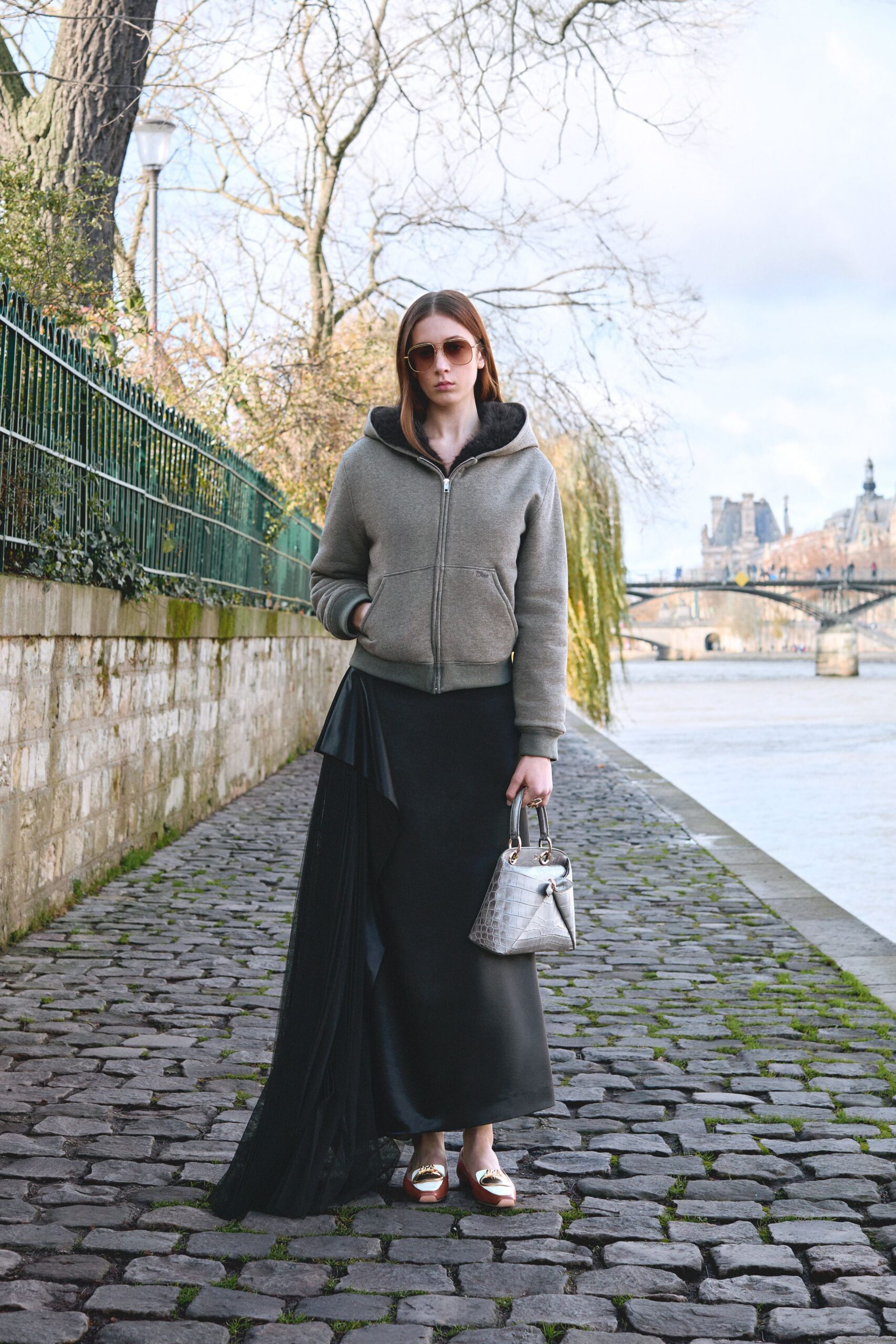 gray hoodie black asymmetric skirt