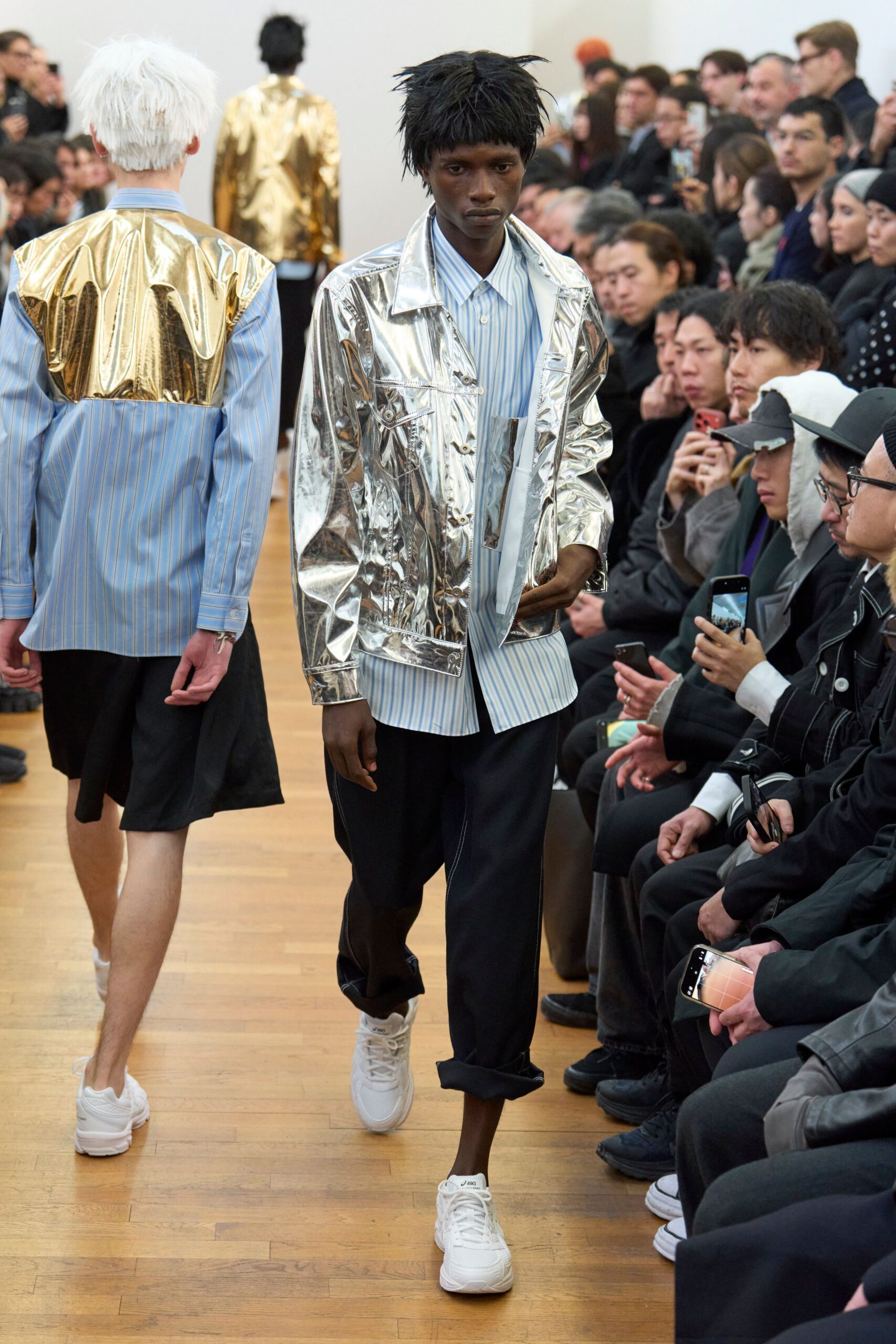 gray metallic long-sleeve collared relaxed zippered shiny jacket