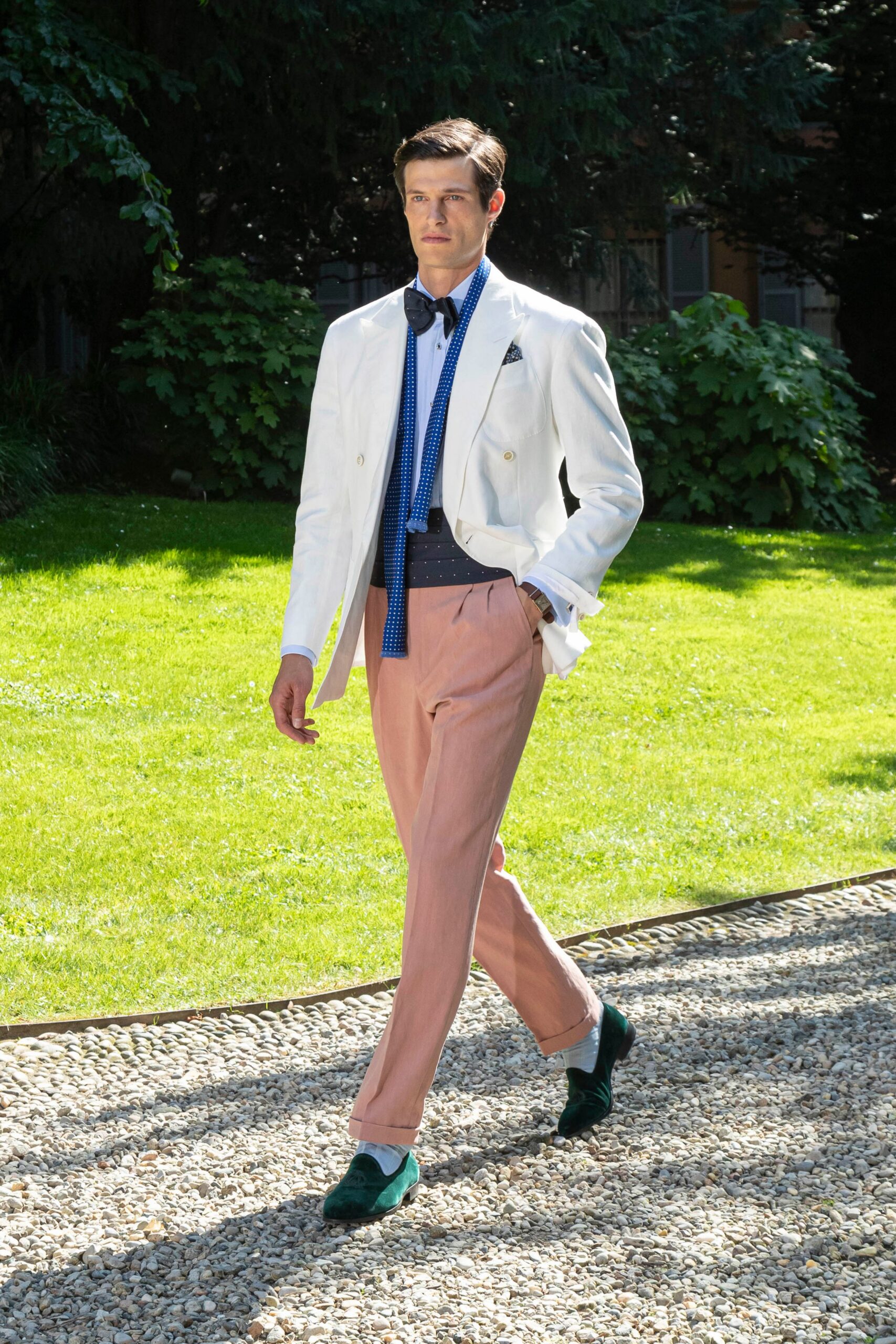 white tailored blazer with pink pants
