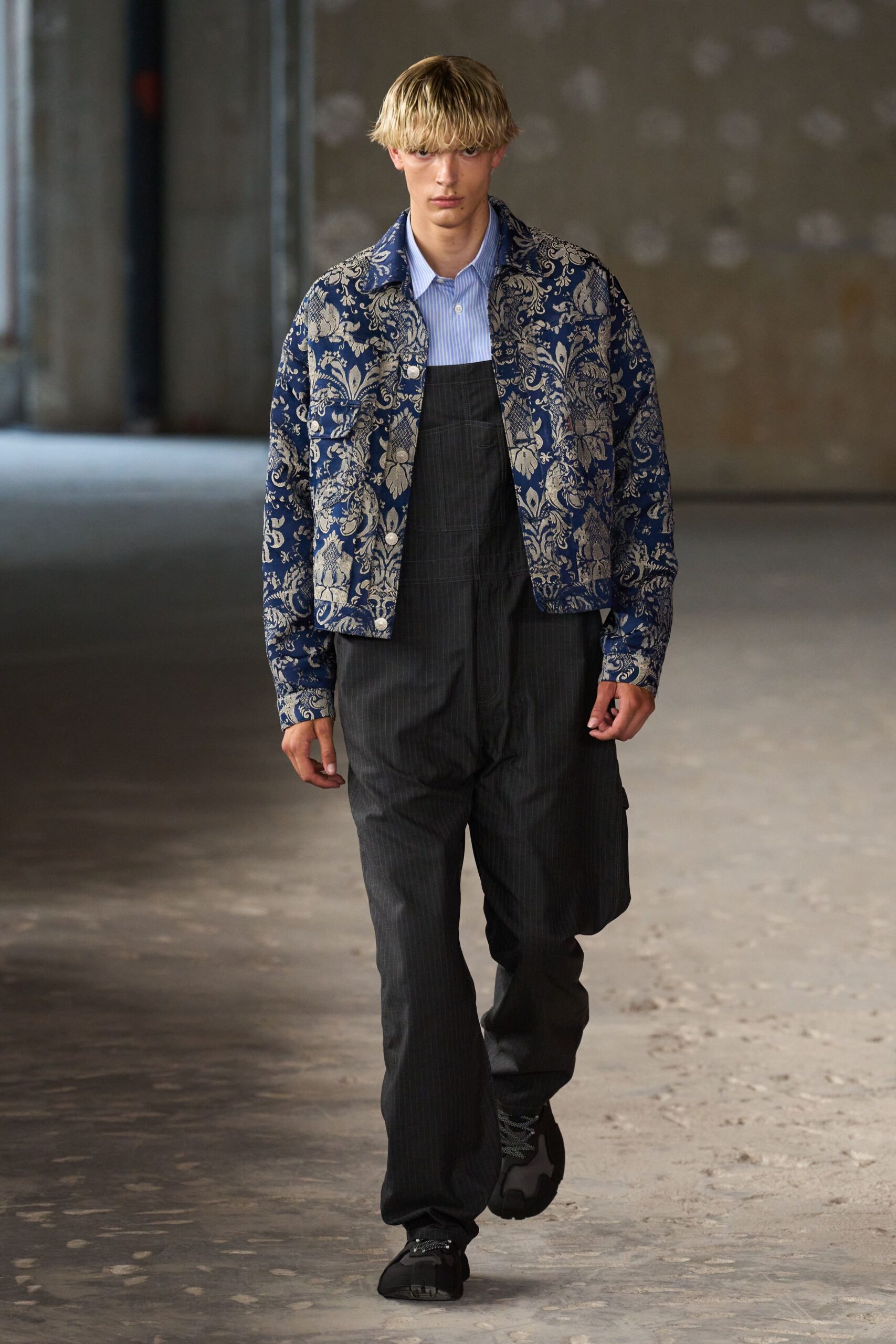 blue printed jacket with overalls