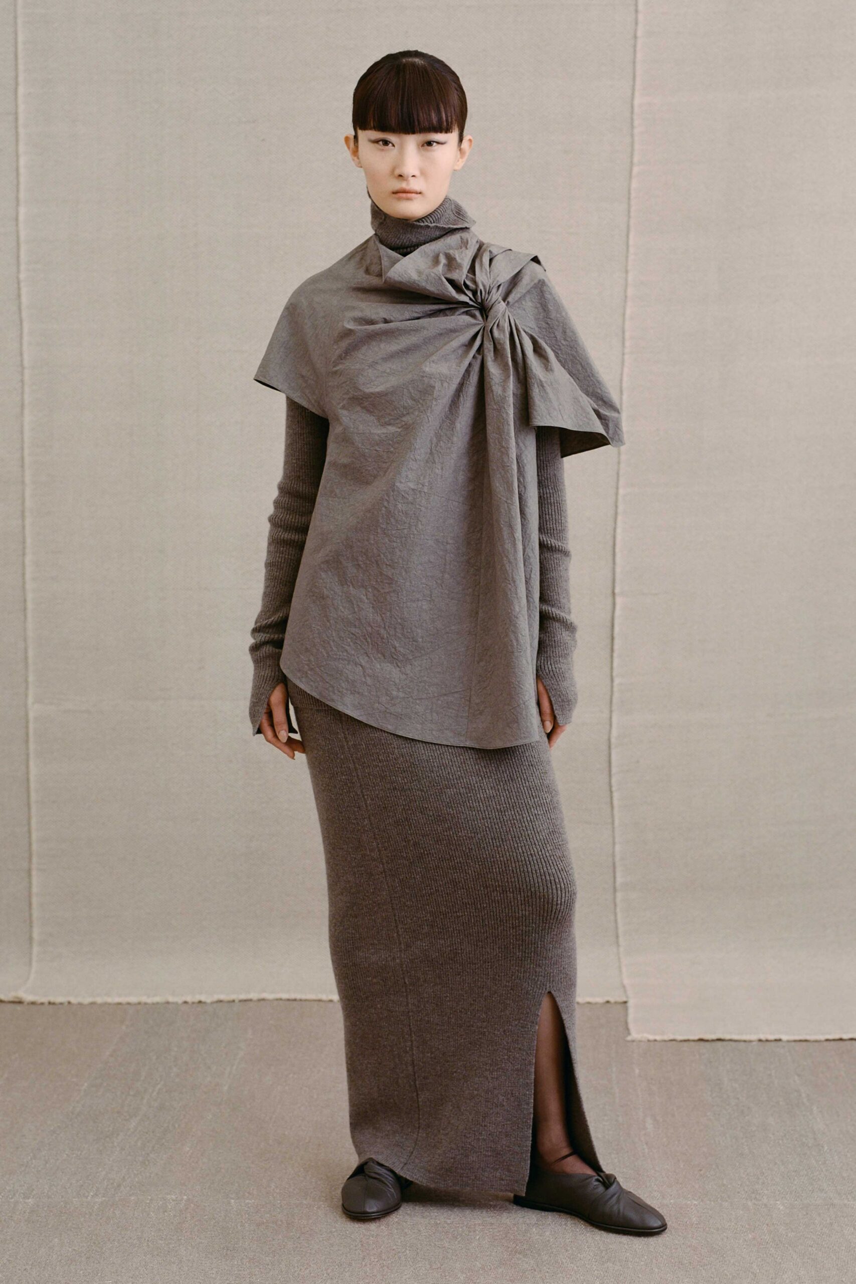 gray cotton slit fitted straight-leg maxi skirt