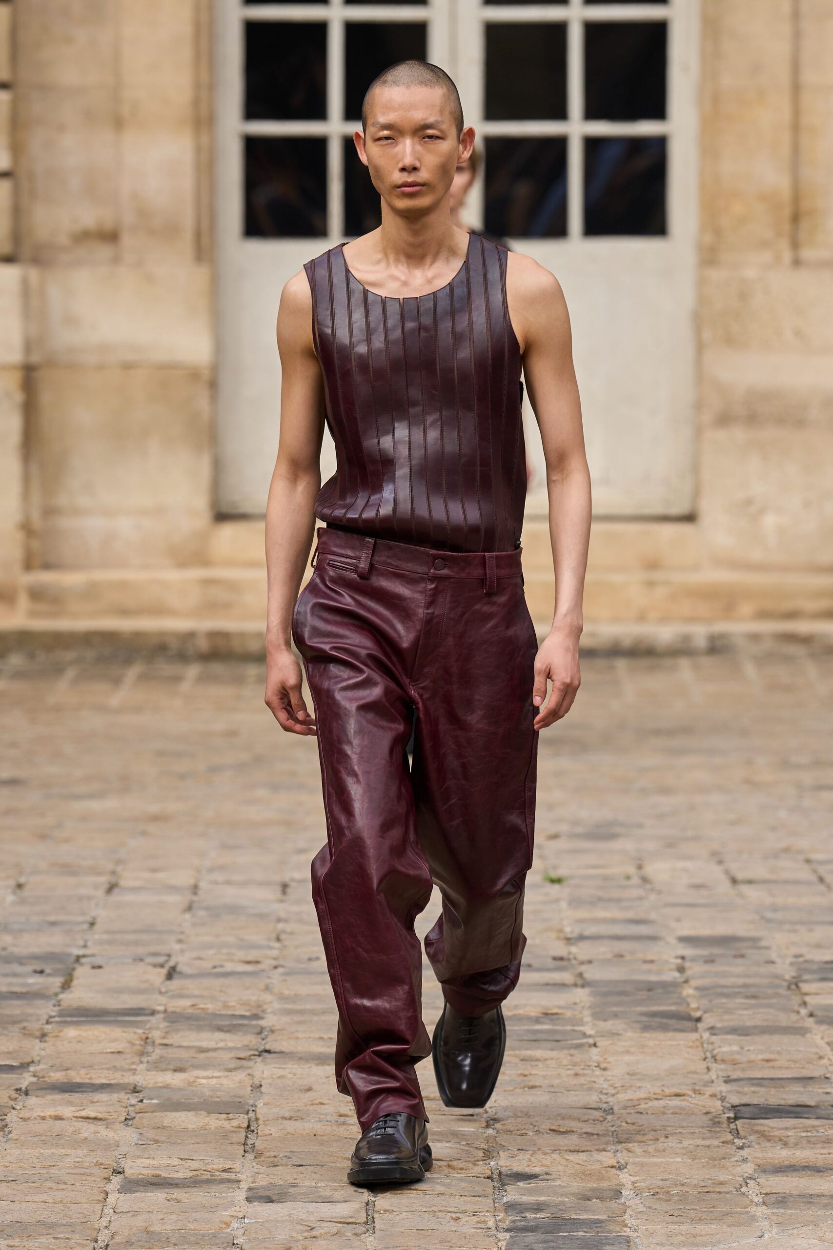 brown leather sleeveless high-neck fitted pleated top