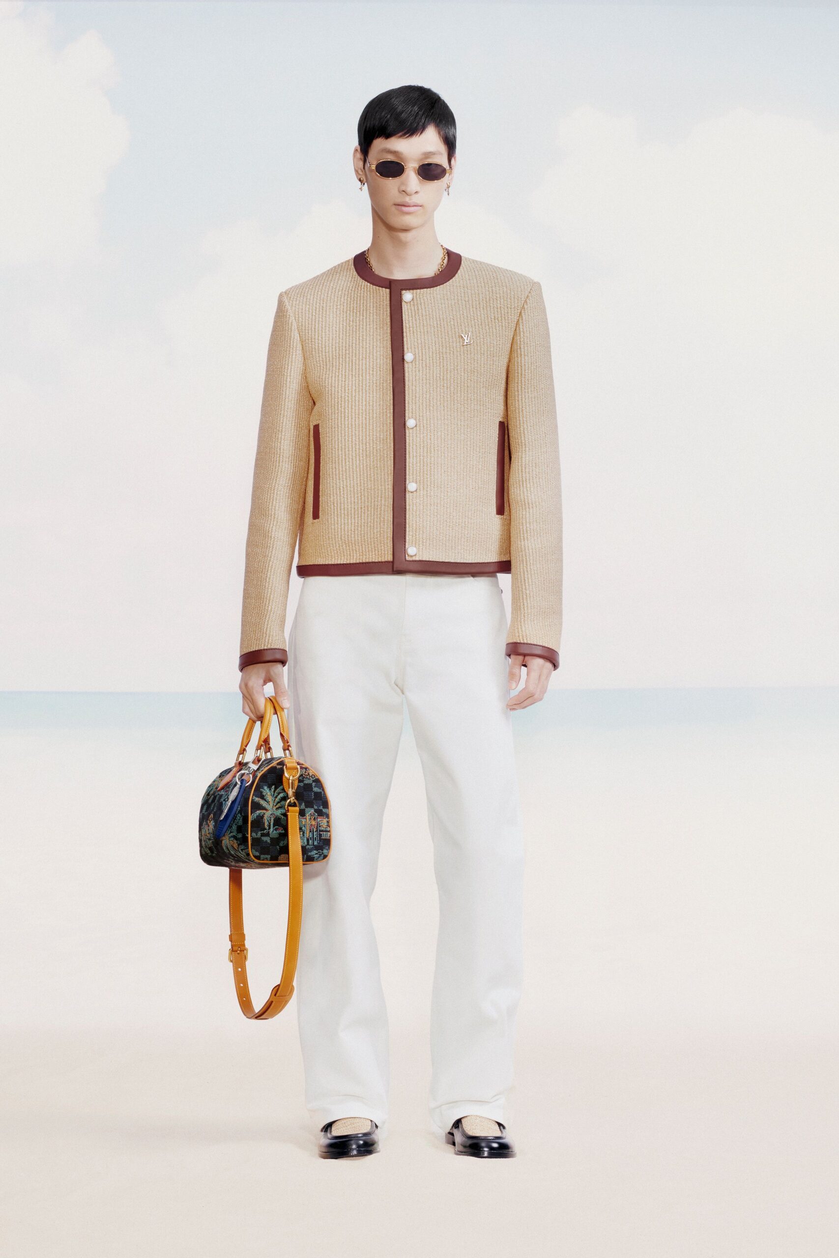 beige cotton long-sleeve collared fitted buttoned jacket