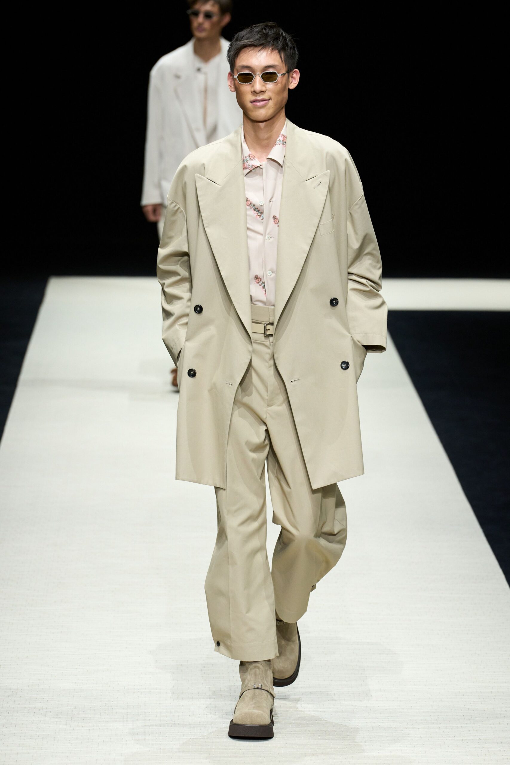 beige trench coat with pink shirt