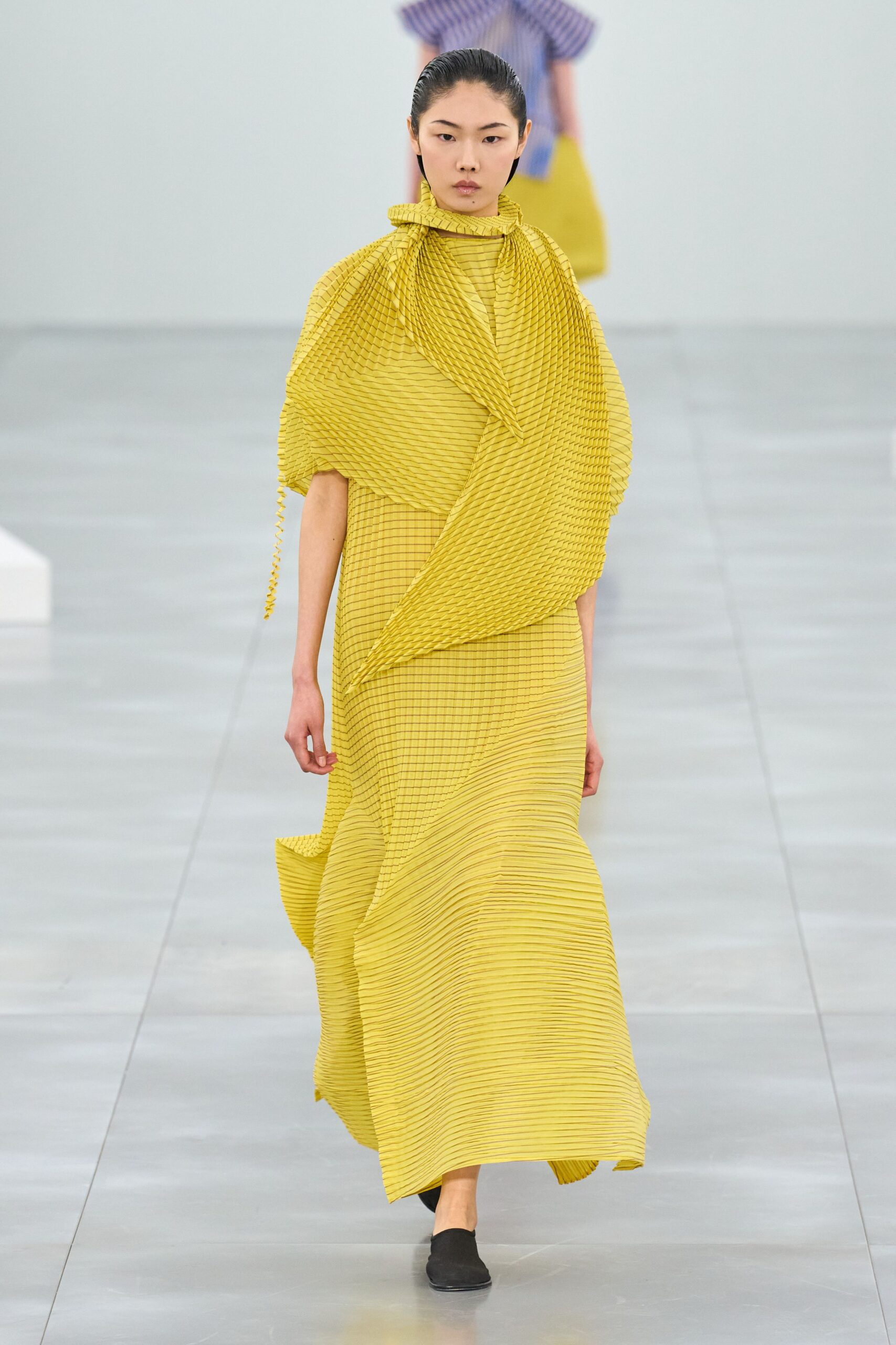 yellow cotton sleeveless high-neck relaxed draped pleated dress