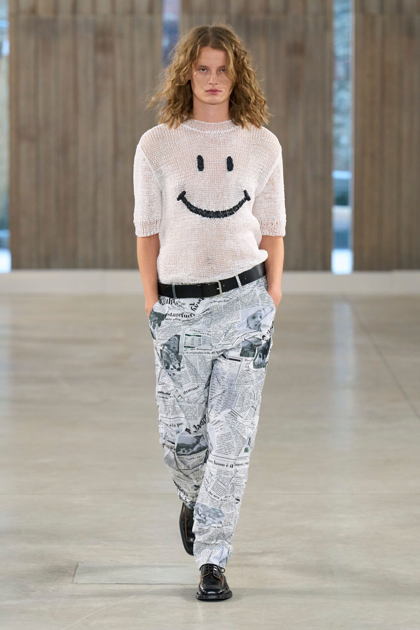 pink cotton short-sleeve collared relaxed embroidered top
