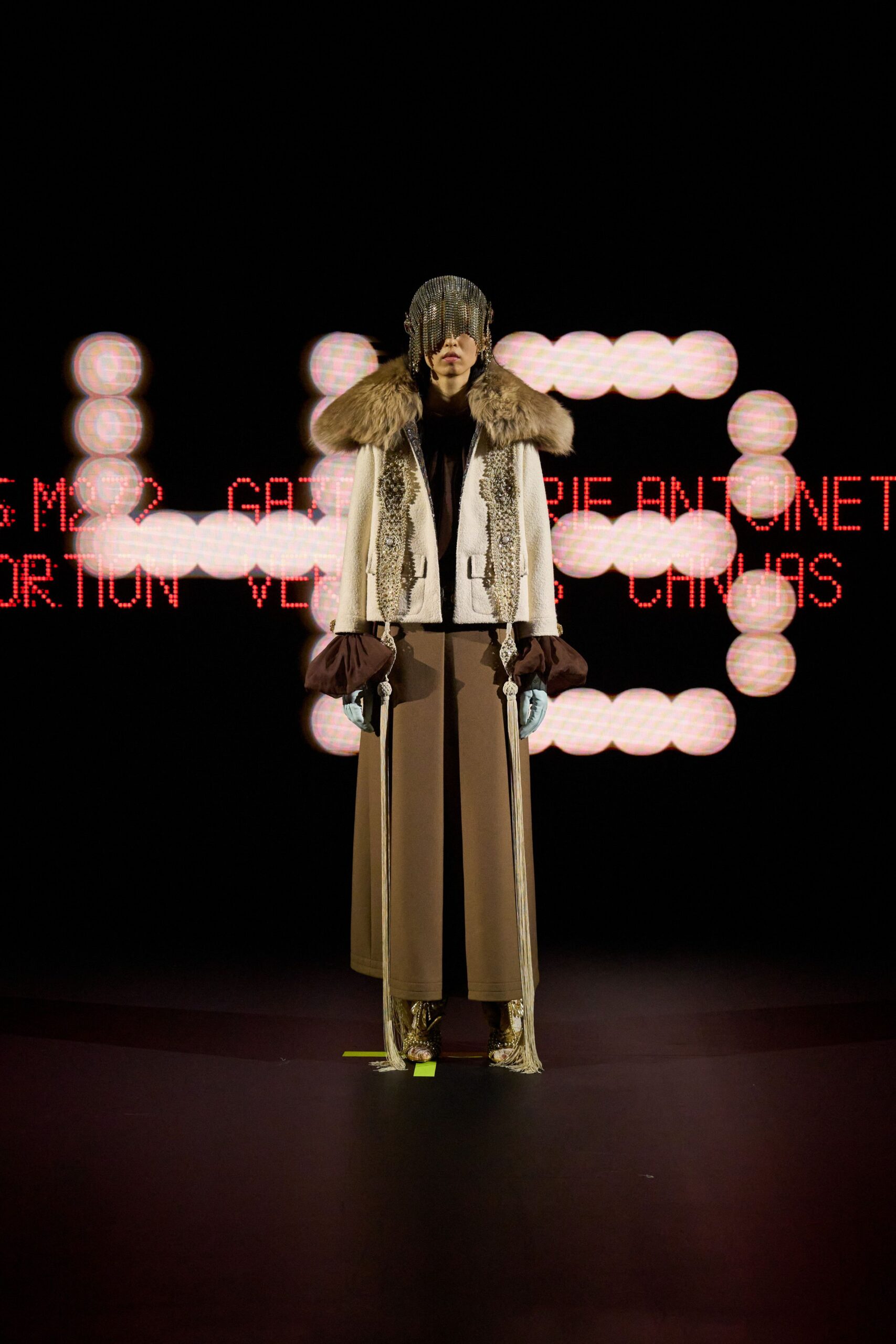 beige wool long-sleeve collared relaxed layered coat