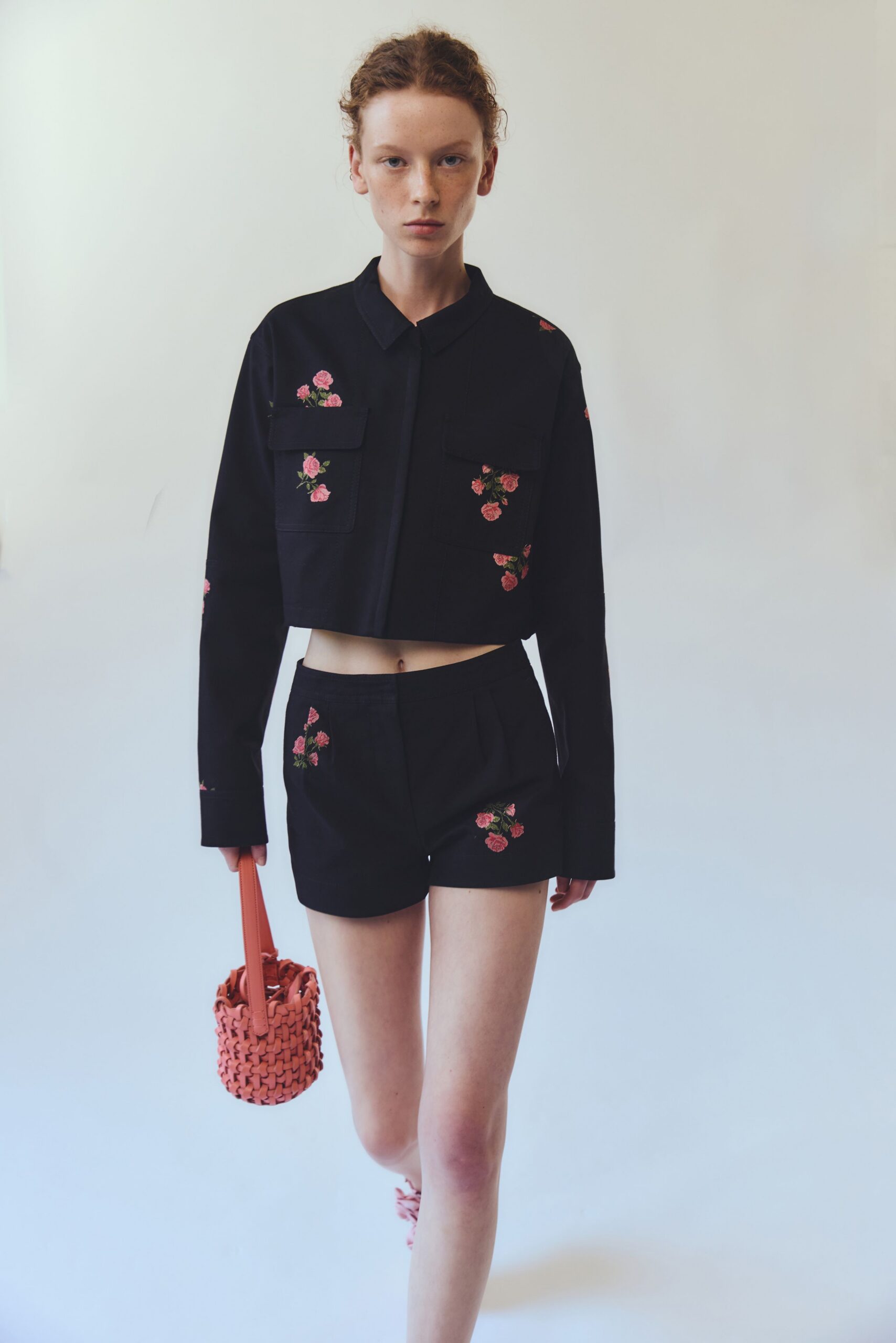 black cotton long-sleeve collared fitted embroidered cropped jacket
