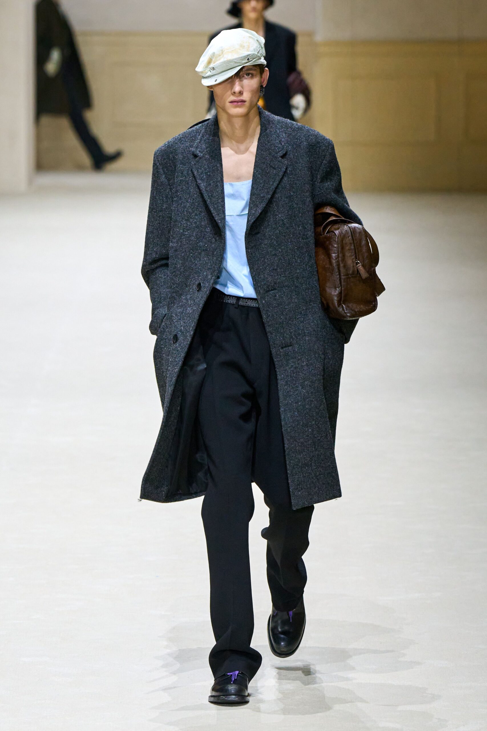 gray wool long-sleeve collared structured buttoned coat