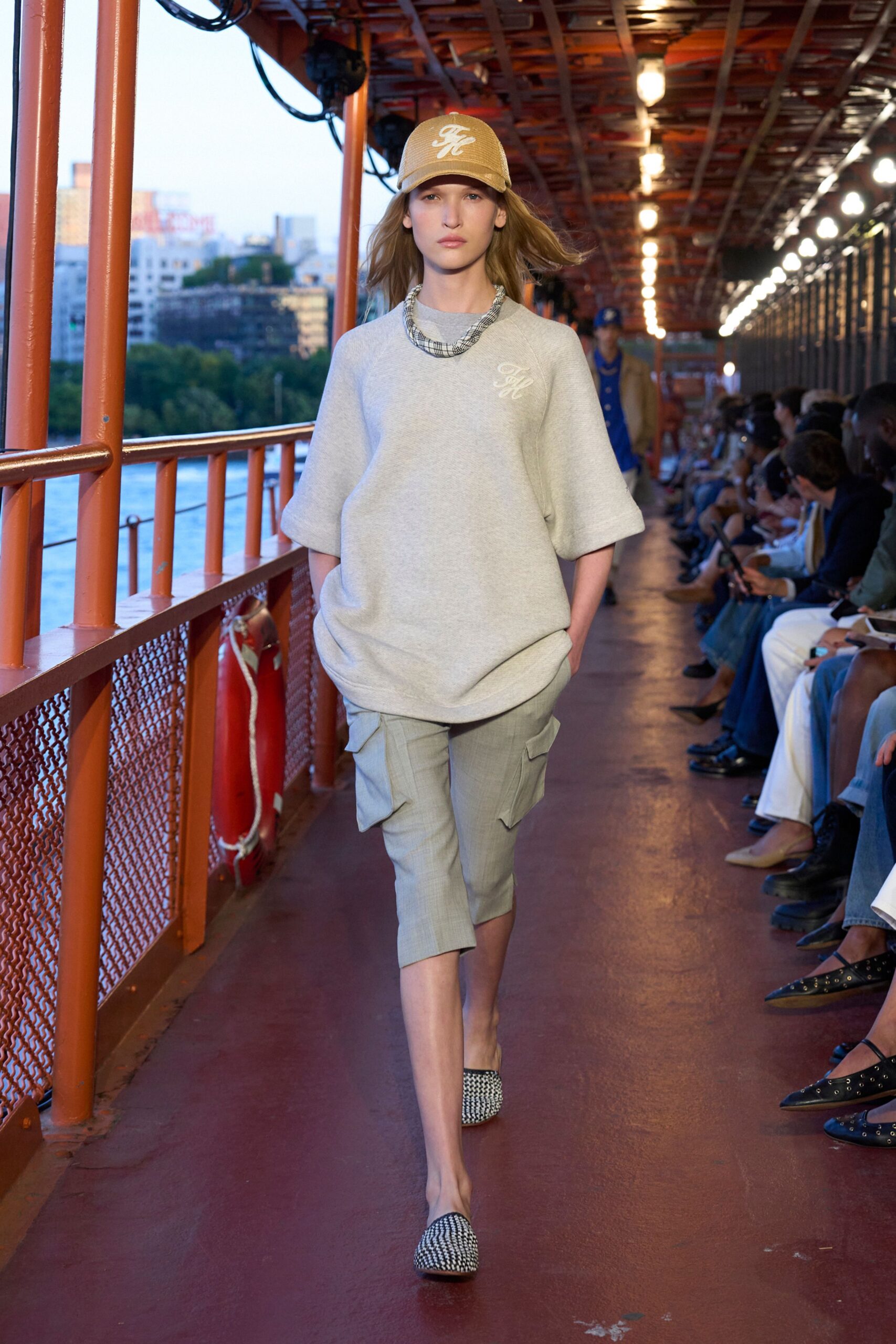 gray cotton short-sleeve collared relaxed top