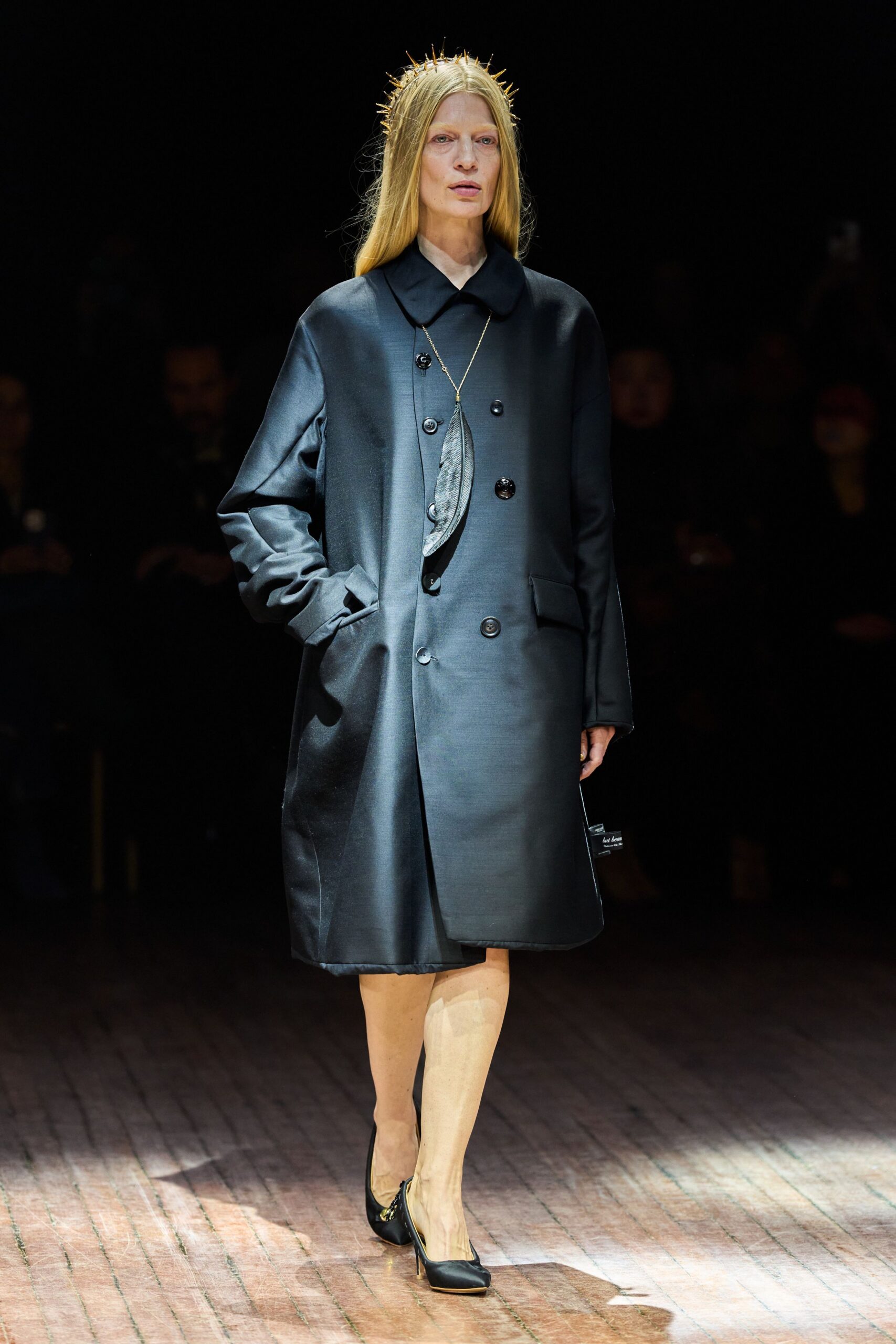 black silk long-sleeve collared relaxed buttoned coat