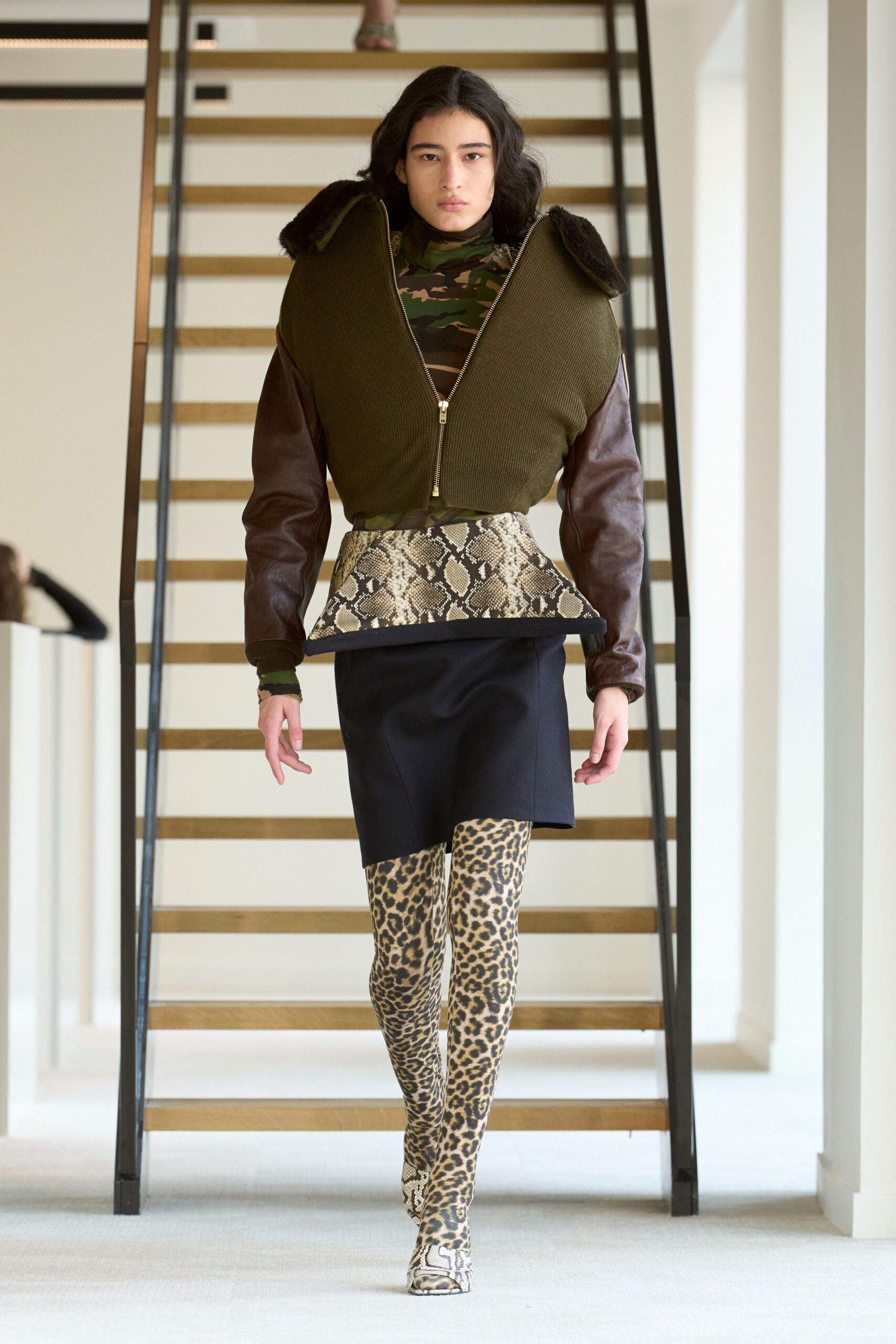 green cotton long-sleeve collared fitted layered jacket
