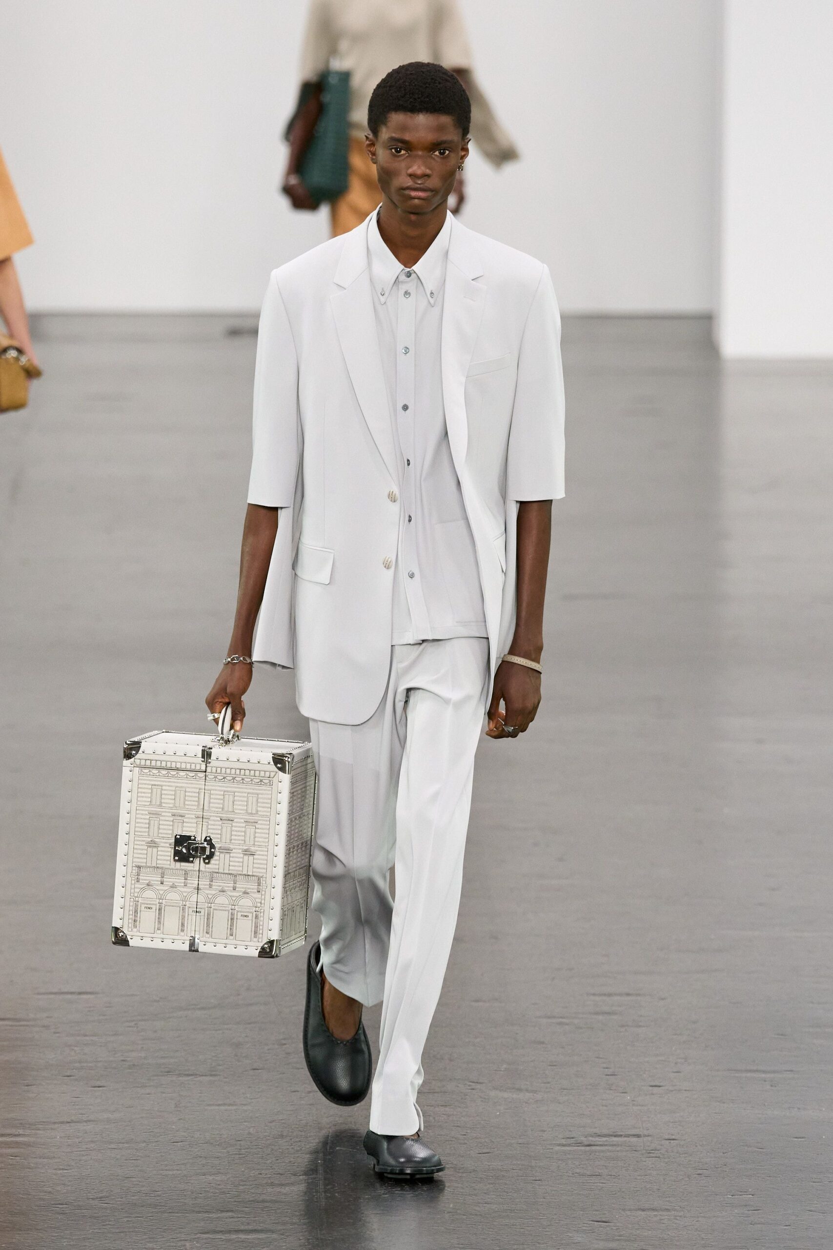 white metallic bag