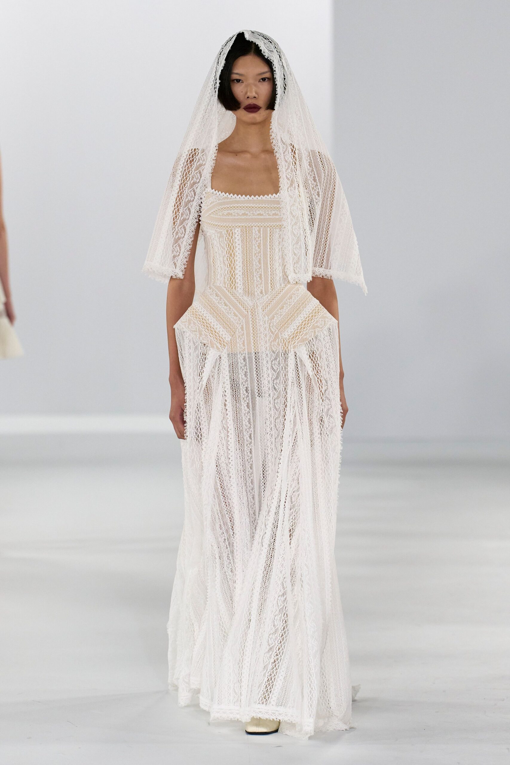 white lace sleeveless square-neck fitted layered embroidered gown