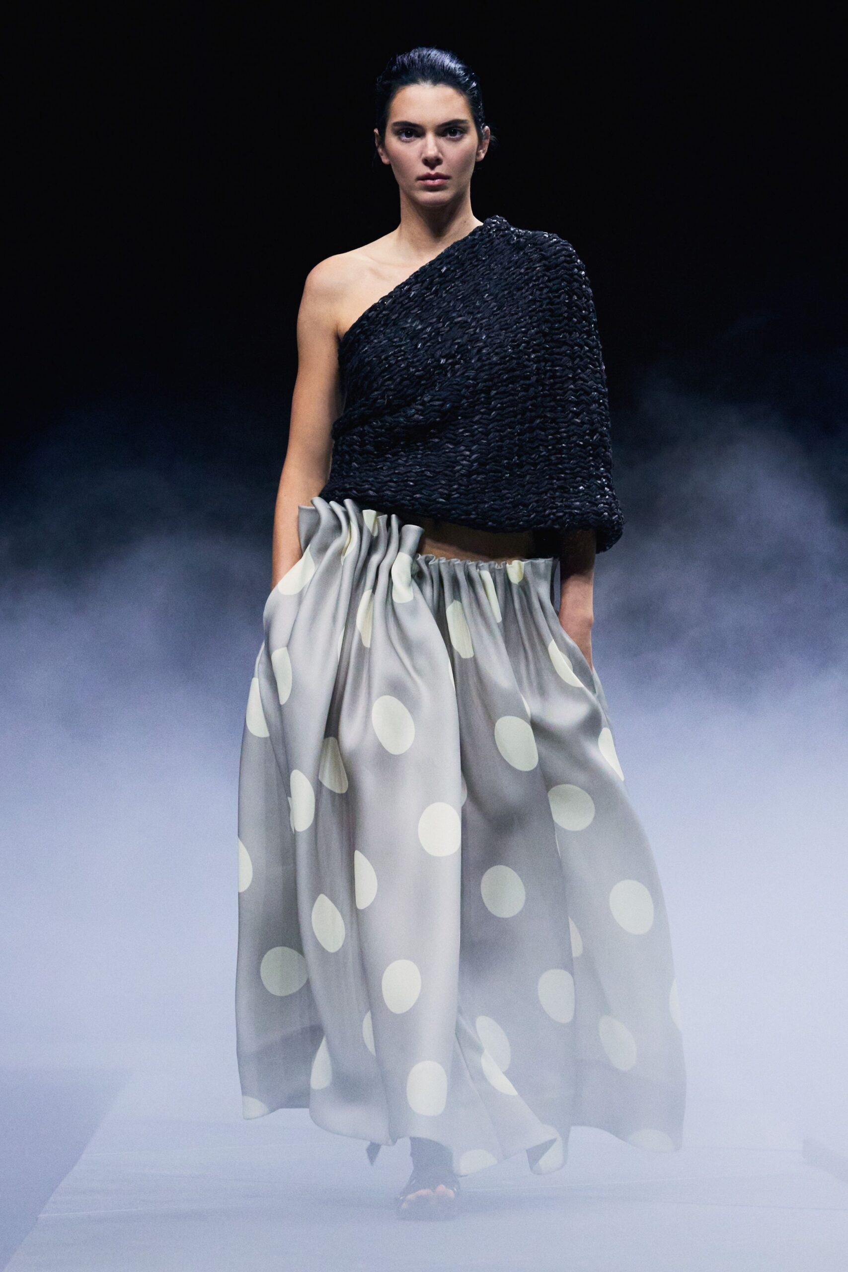 black asymmetric top gray polka-dot skirt