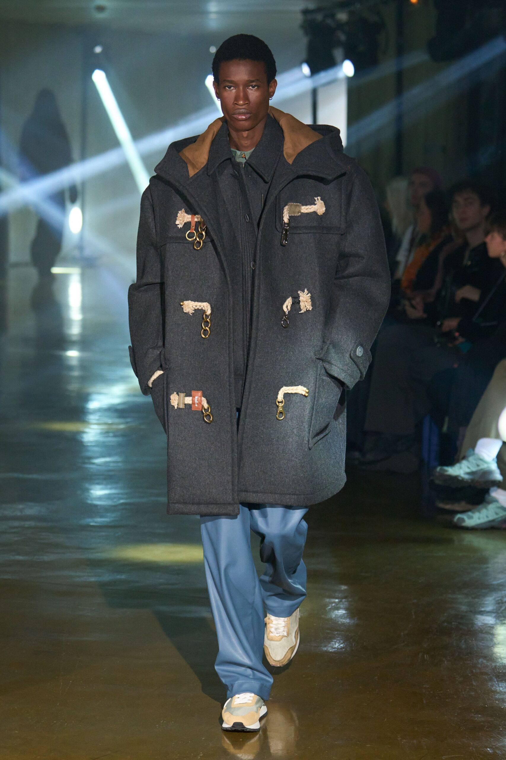 gray wool long-sleeve collared oversized buttoned zippered coat