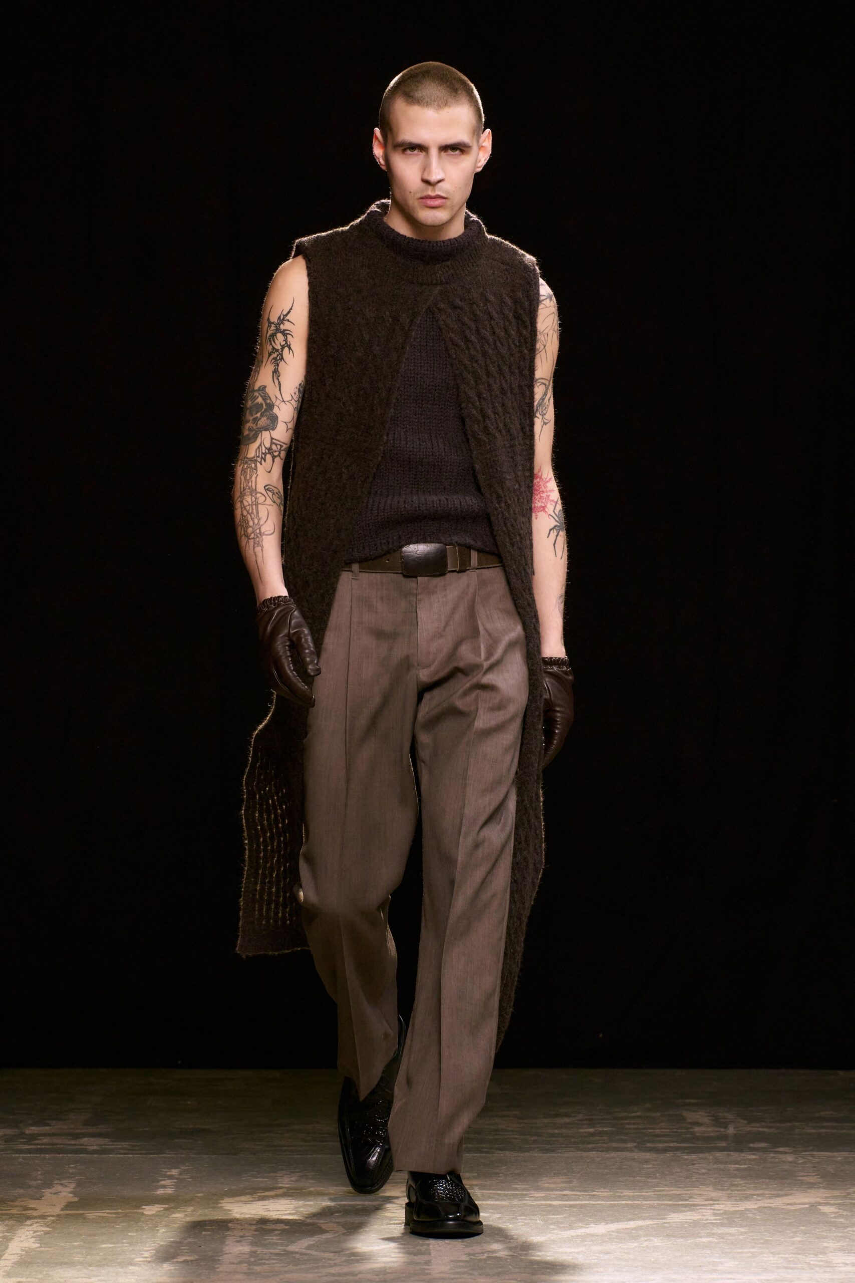 brown wool sleeveless high-neck relaxed vest