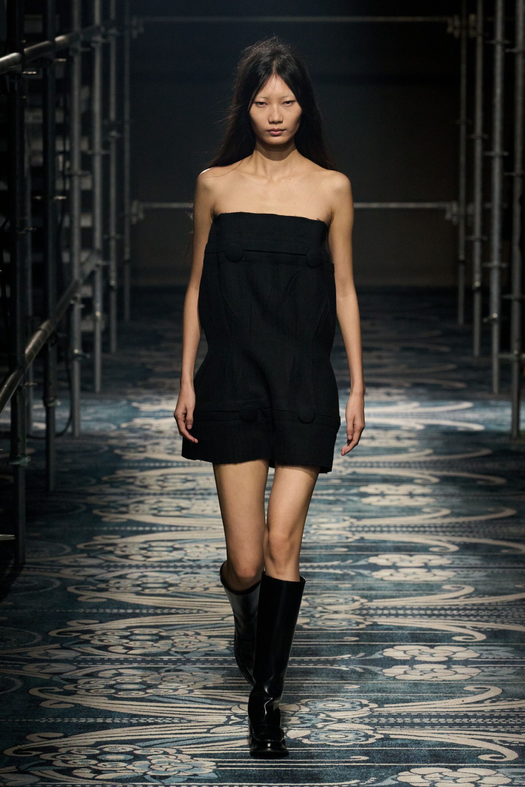 black cotton strapless fitted pleated mini dress