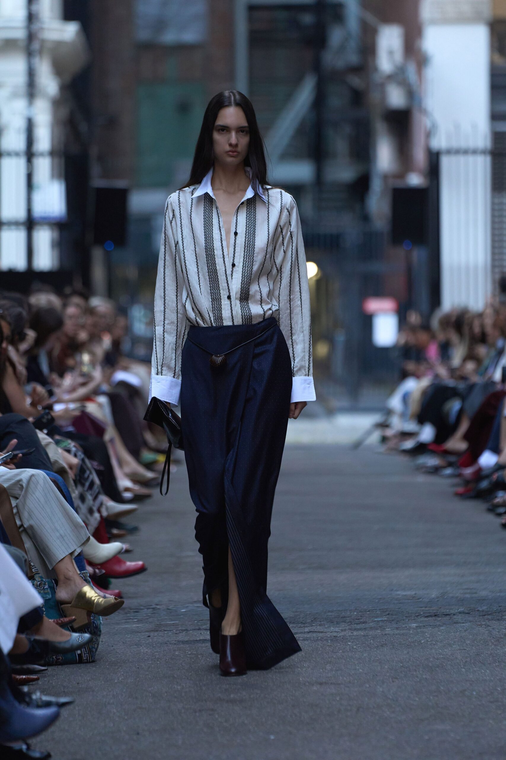 blue silk fitted high-waisted pleated skirt