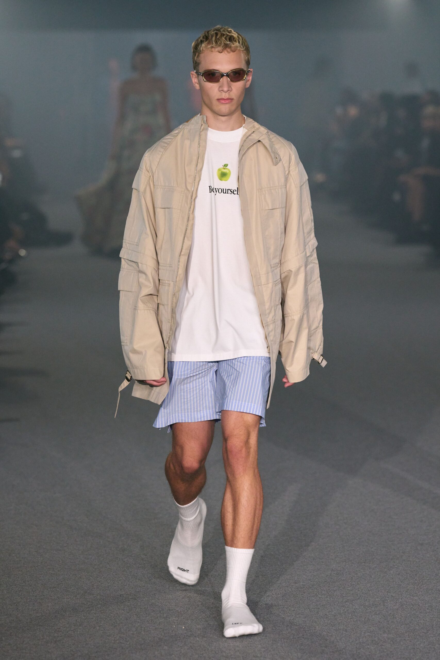beige relaxed jacket with white t-shirt