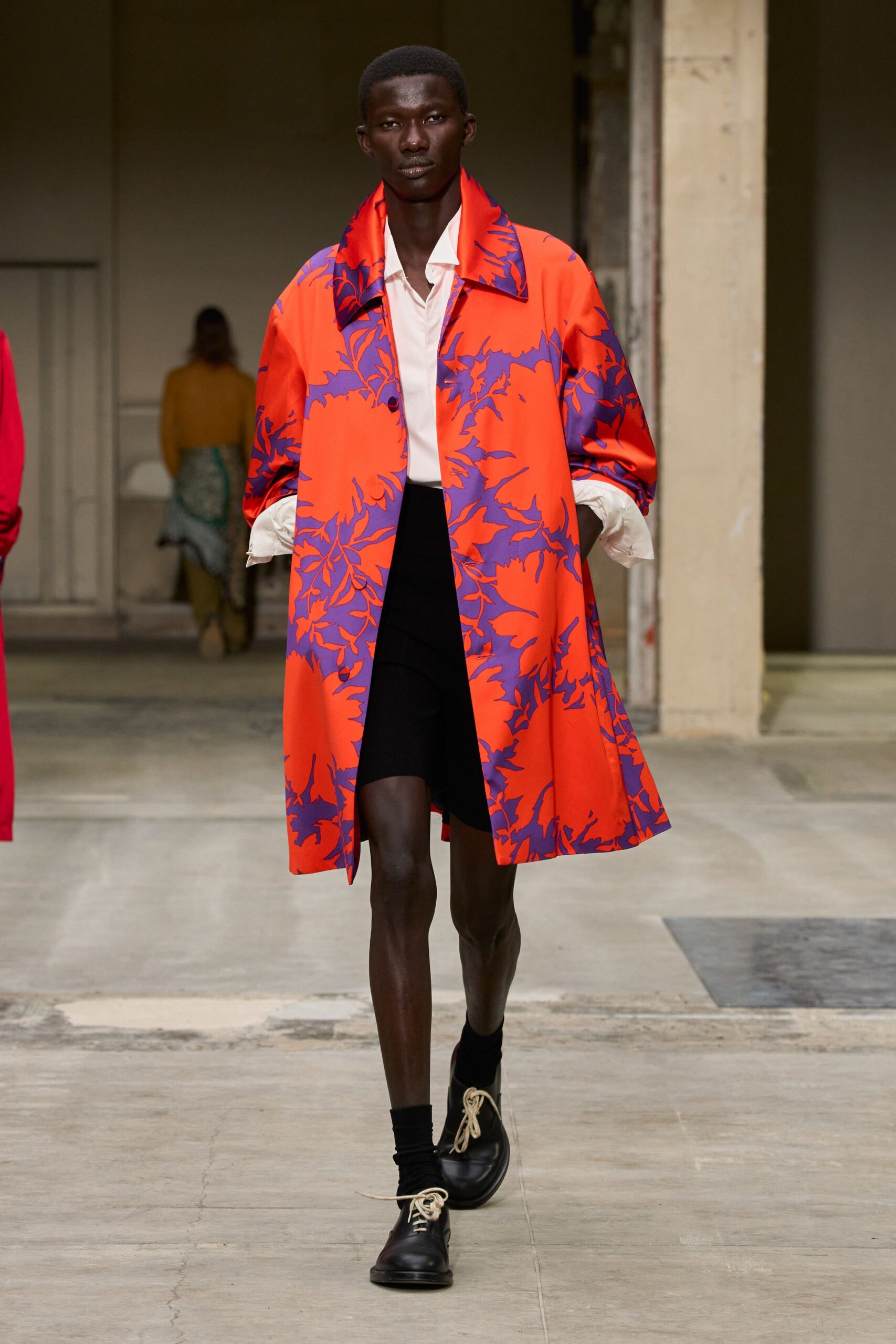 orange long-sleeve collared relaxed printed coat