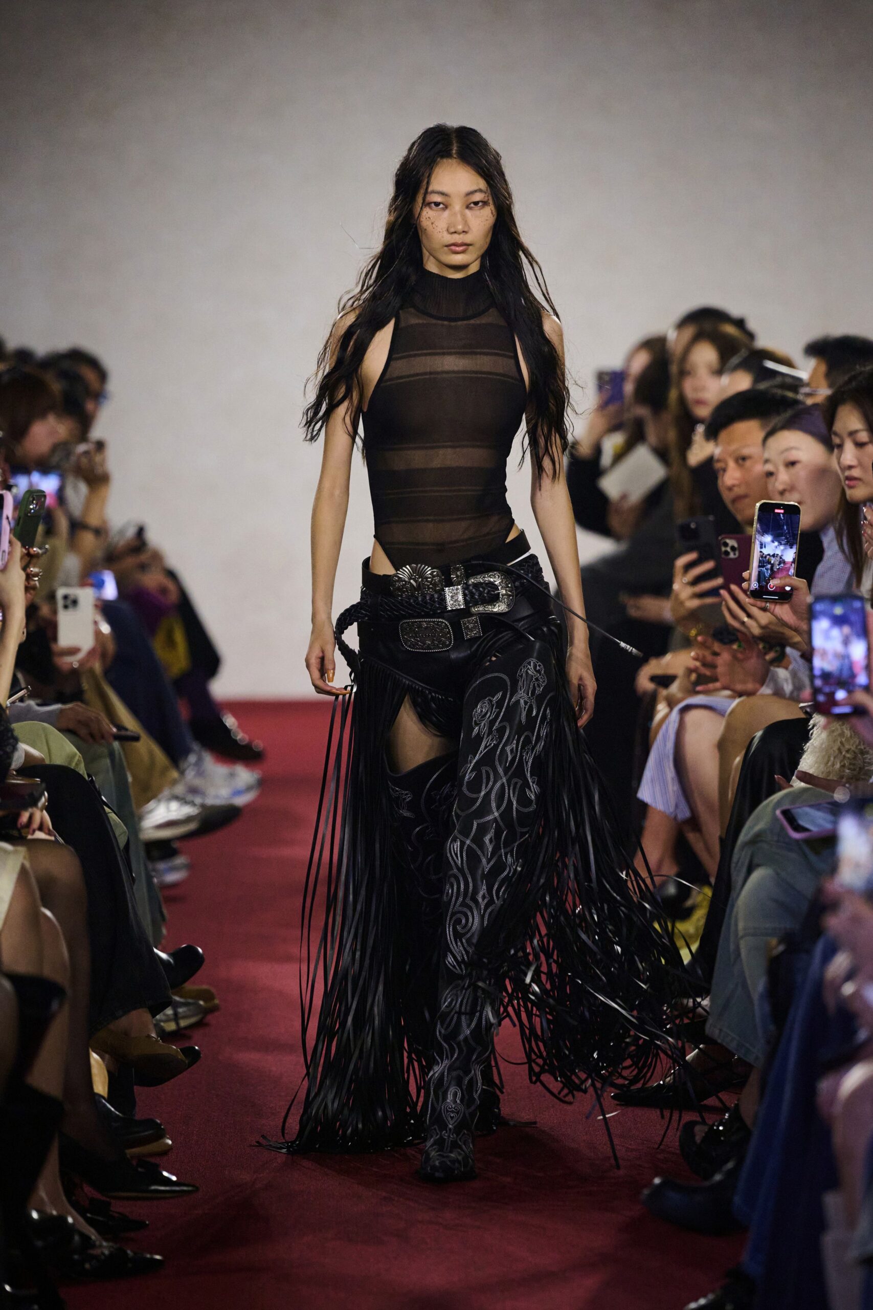 black denim fitted fringed pants