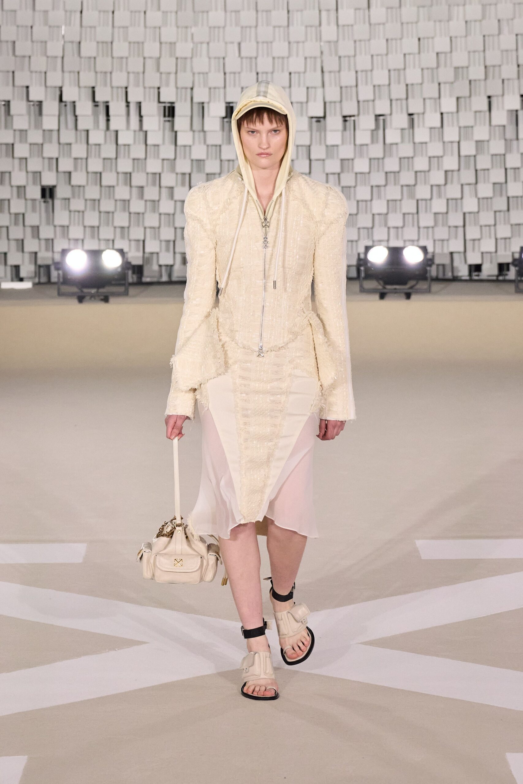 beige cotton long-sleeve hooded fitted zippered pleated dress