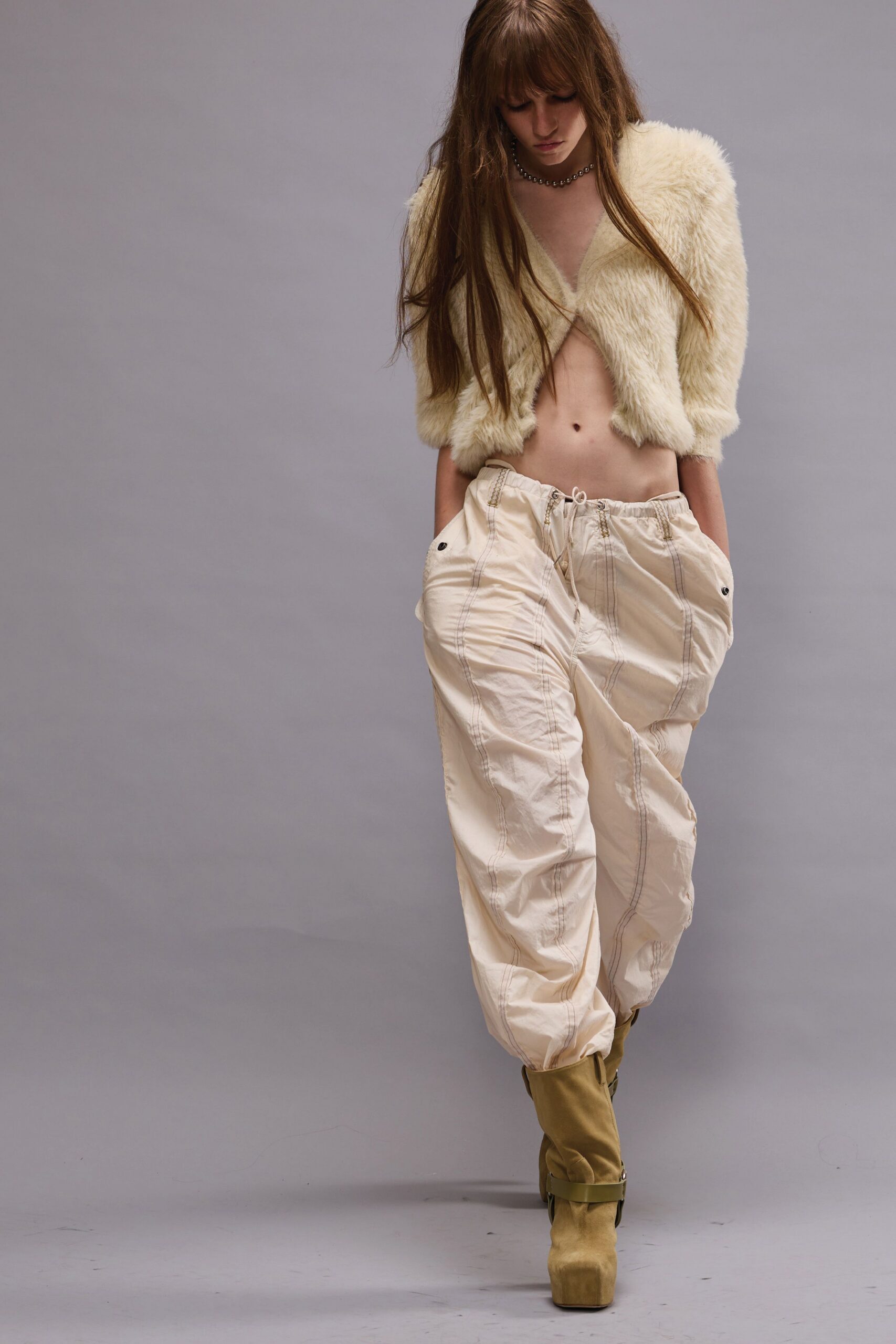 beige faux-fur short-sleeve relaxed layered cropped jacket