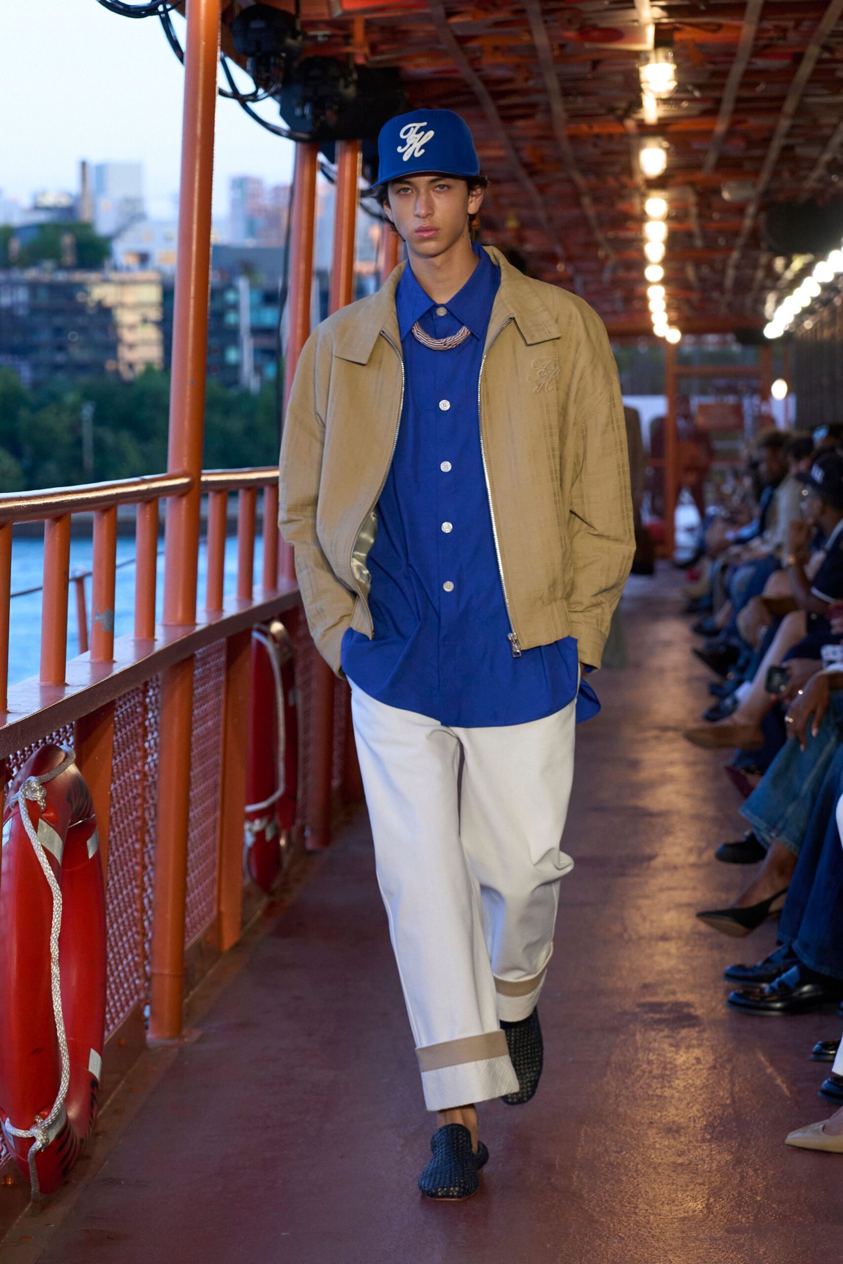 beige cotton long-sleeve collared relaxed buttoned jacket